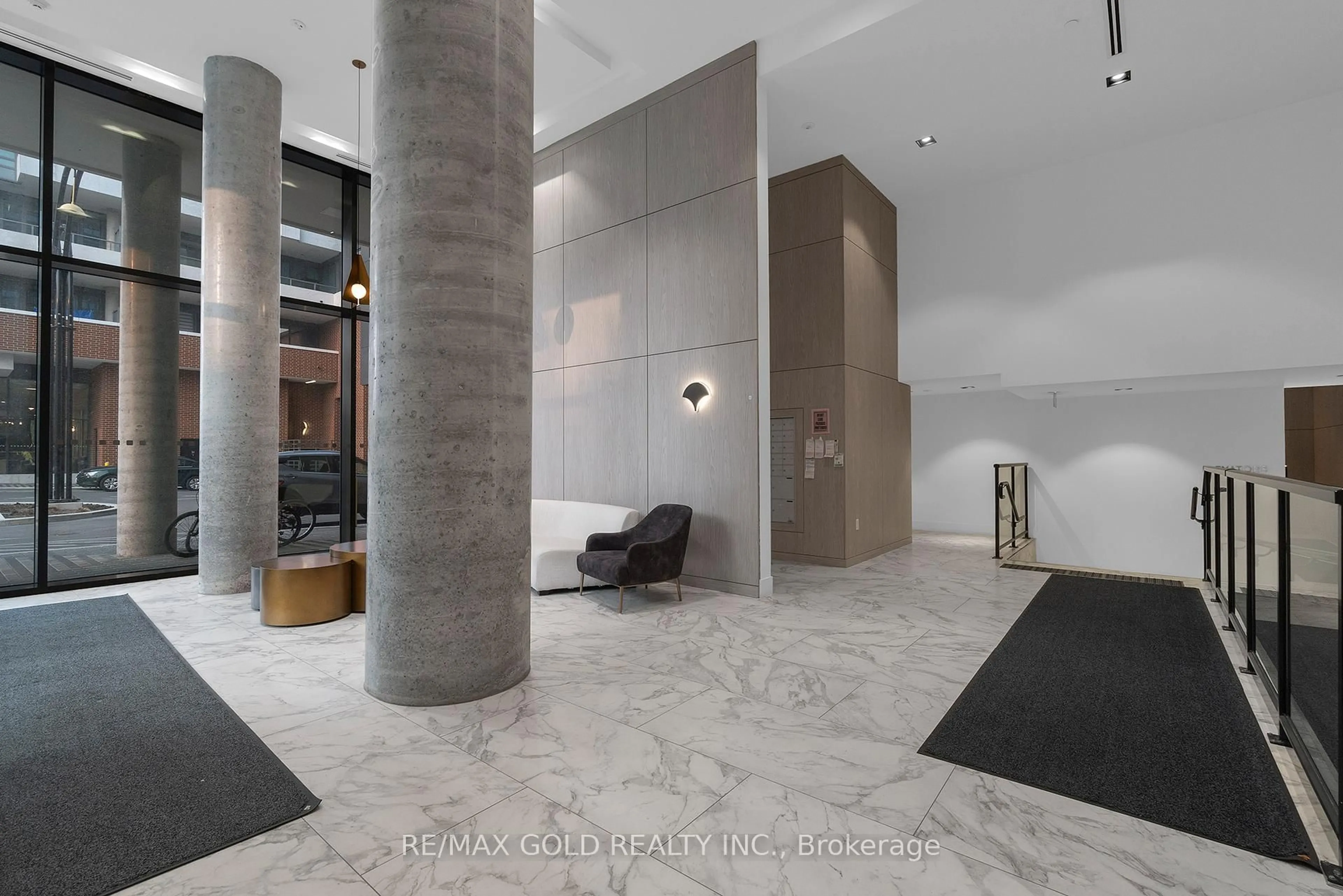 Lobby for 15 Wellington St #711, Kitchener Ontario N2G 0E4