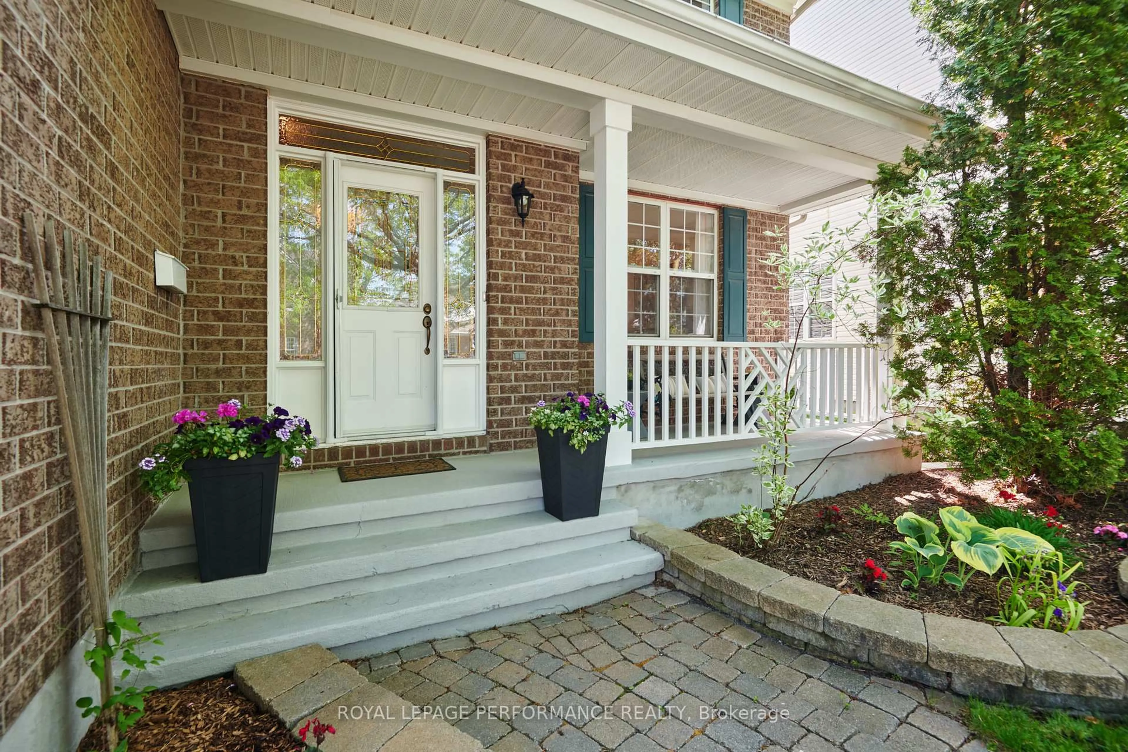 Unknown for 77 Mattawa Cres, Ottawa Ontario K2M 2E7