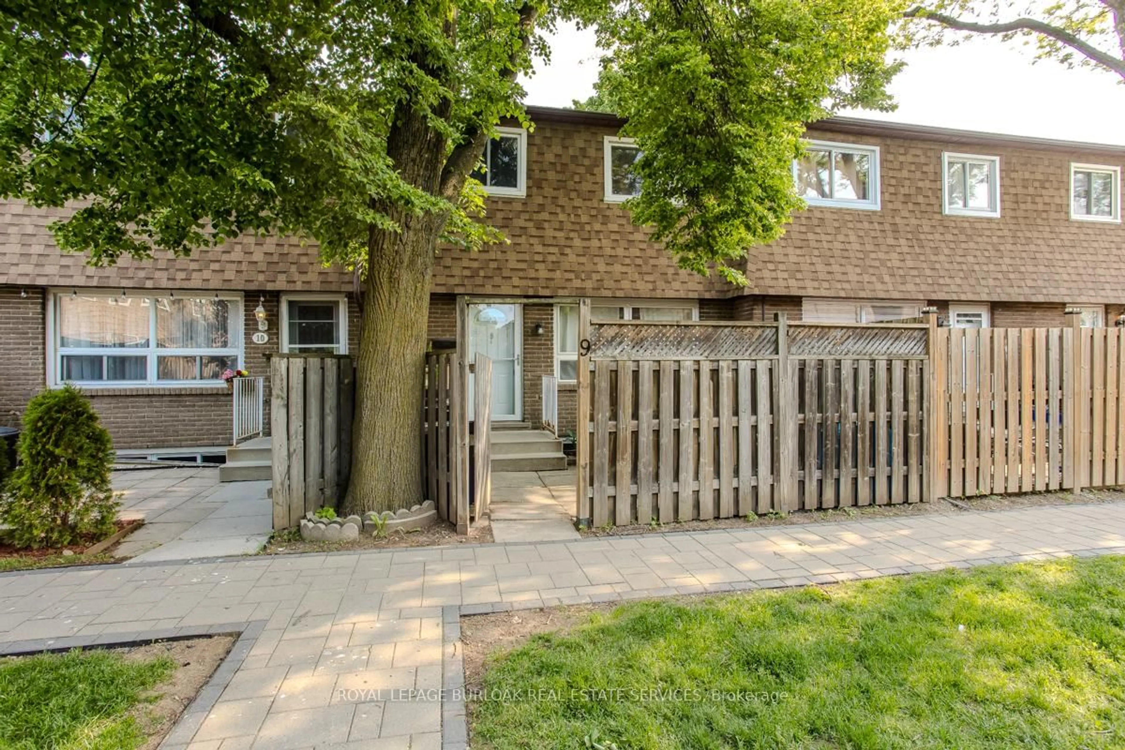 A pic from outside/outdoor area/front of a property/back of a property/a pic from drone, street for 165 Limeridge Rd #9, Hamilton Ontario L9C 2V4