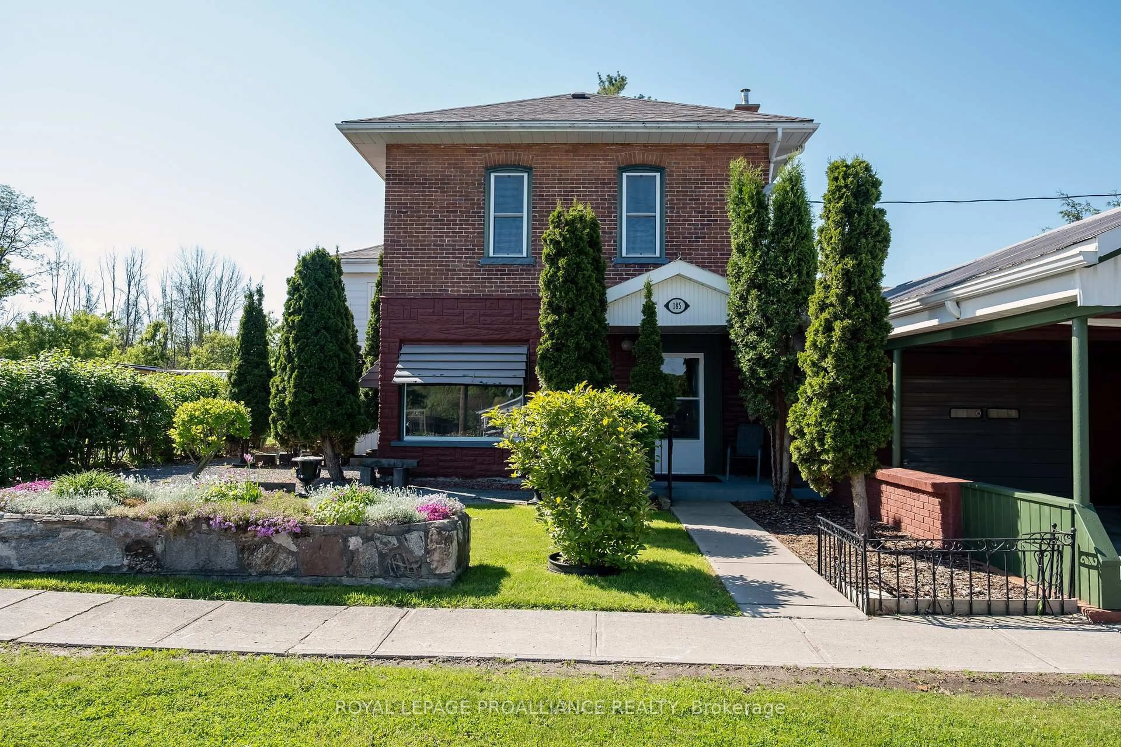 Home with brick exterior material, building for 185 Wallace St, Trent Hills Ontario K0L 1L0