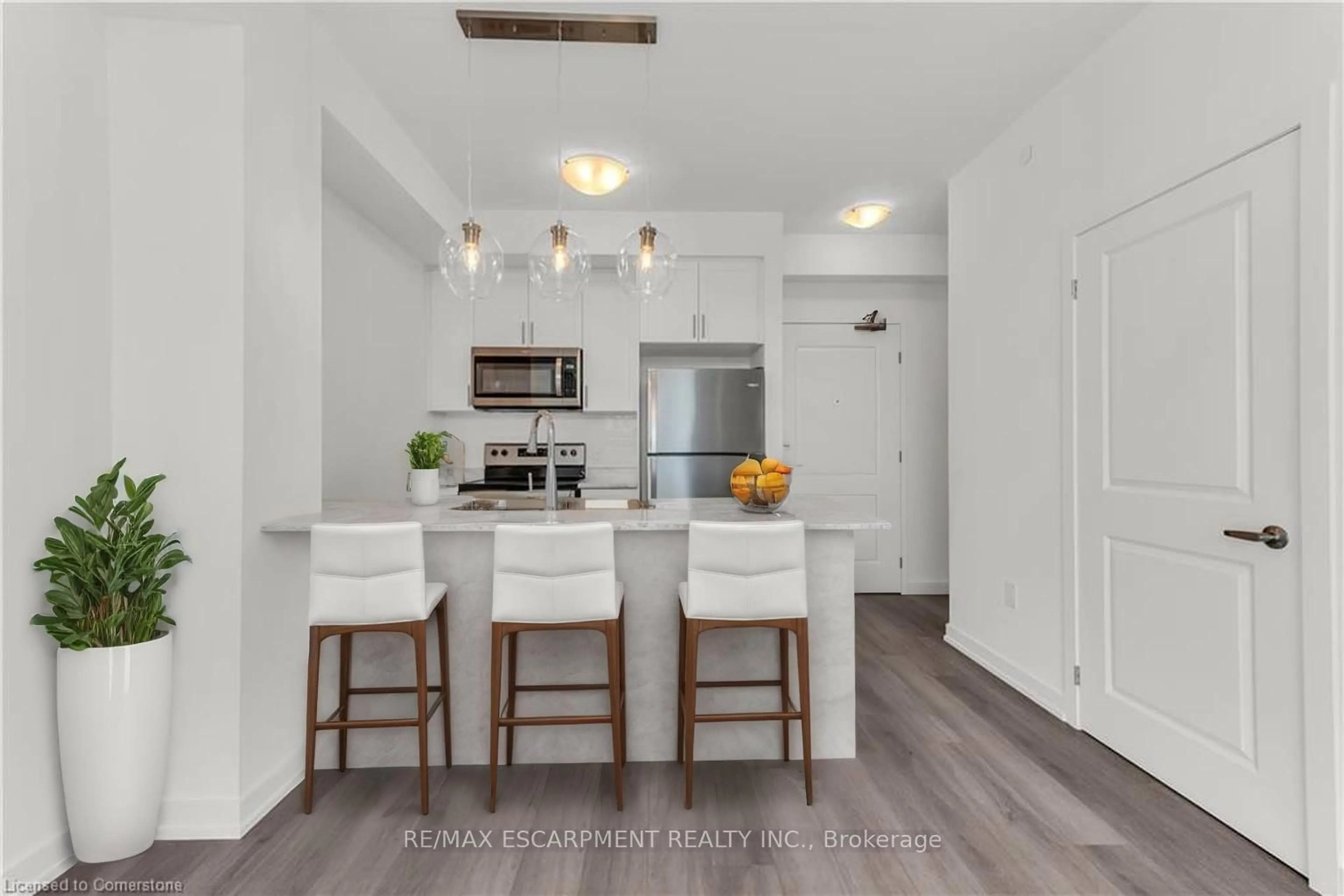 Open concept kitchen, unknown for 460 Dundas St #314, Hamilton Ontario L8B 2A5