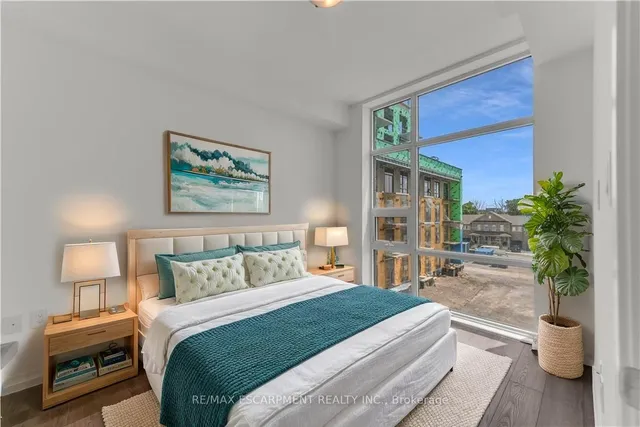 Additional property image - 460 Dundas St Unit 314