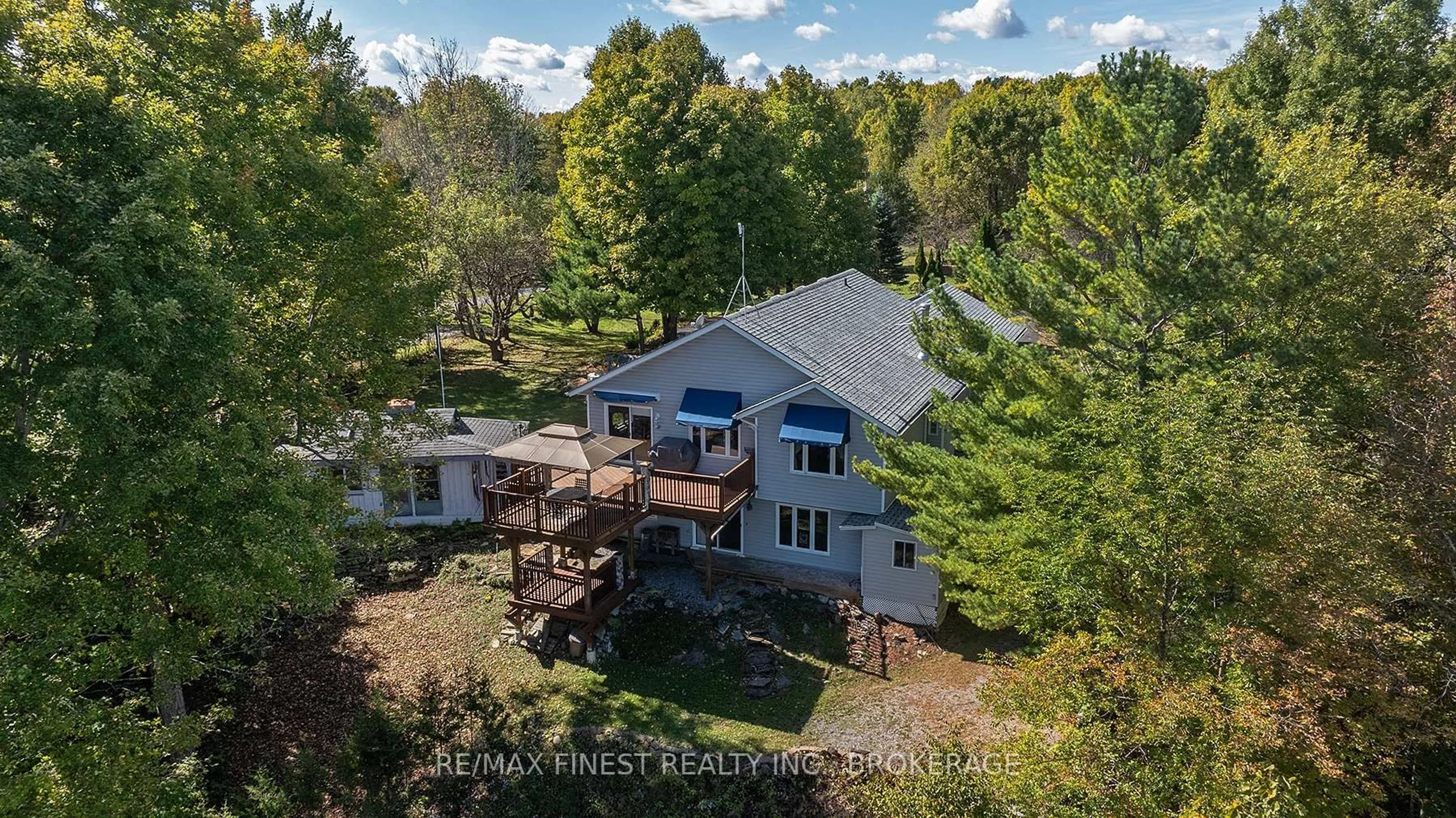 A pic from outside/outdoor area/front of a property/back of a property/a pic from drone, water/lake/river/ocean view for 4522 SILLS BAY Rd, Sydenham Ontario K0H 2T0