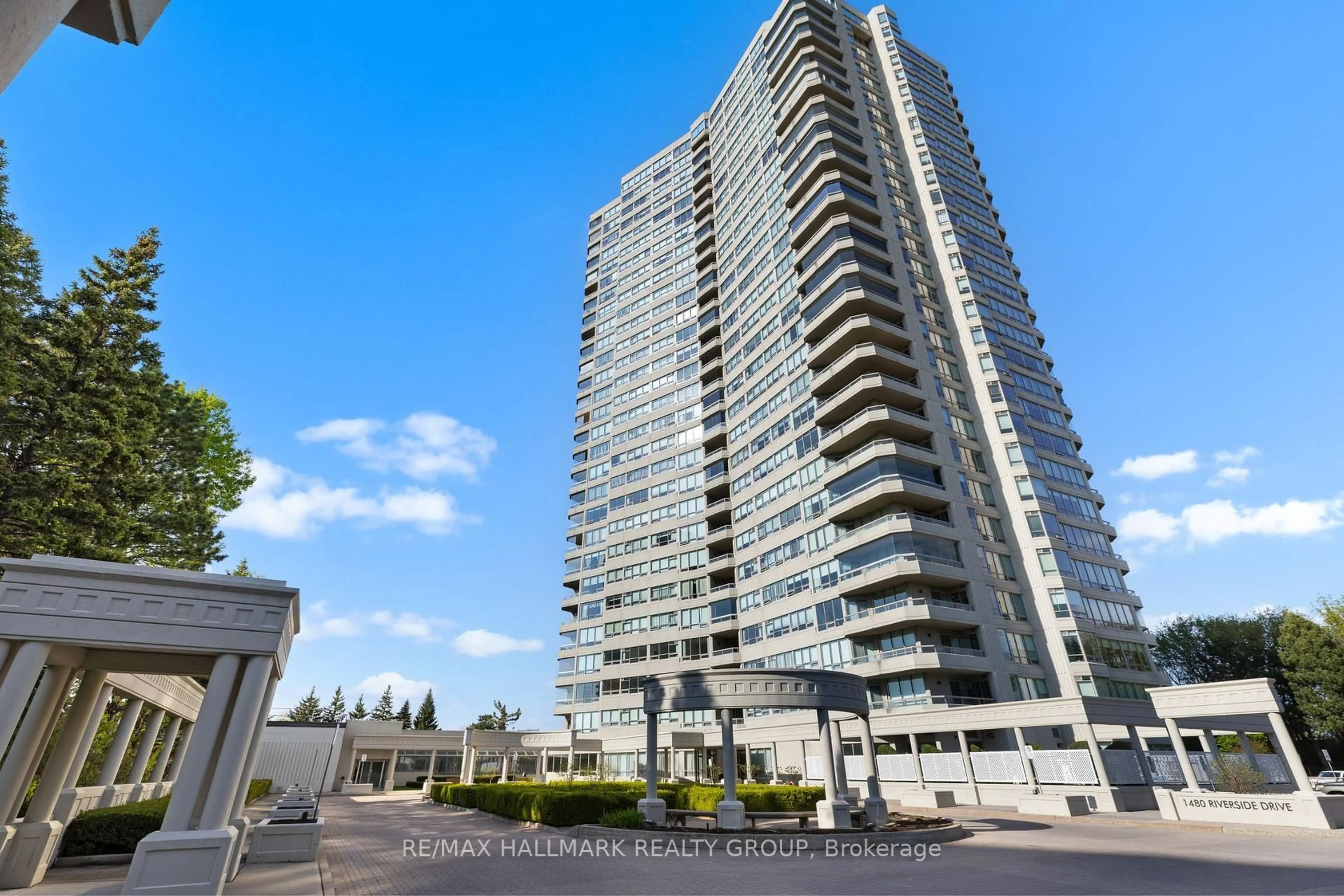 Unknown for 1480 Riverside Dr #2403, Ottawa Ontario K1G 5H2