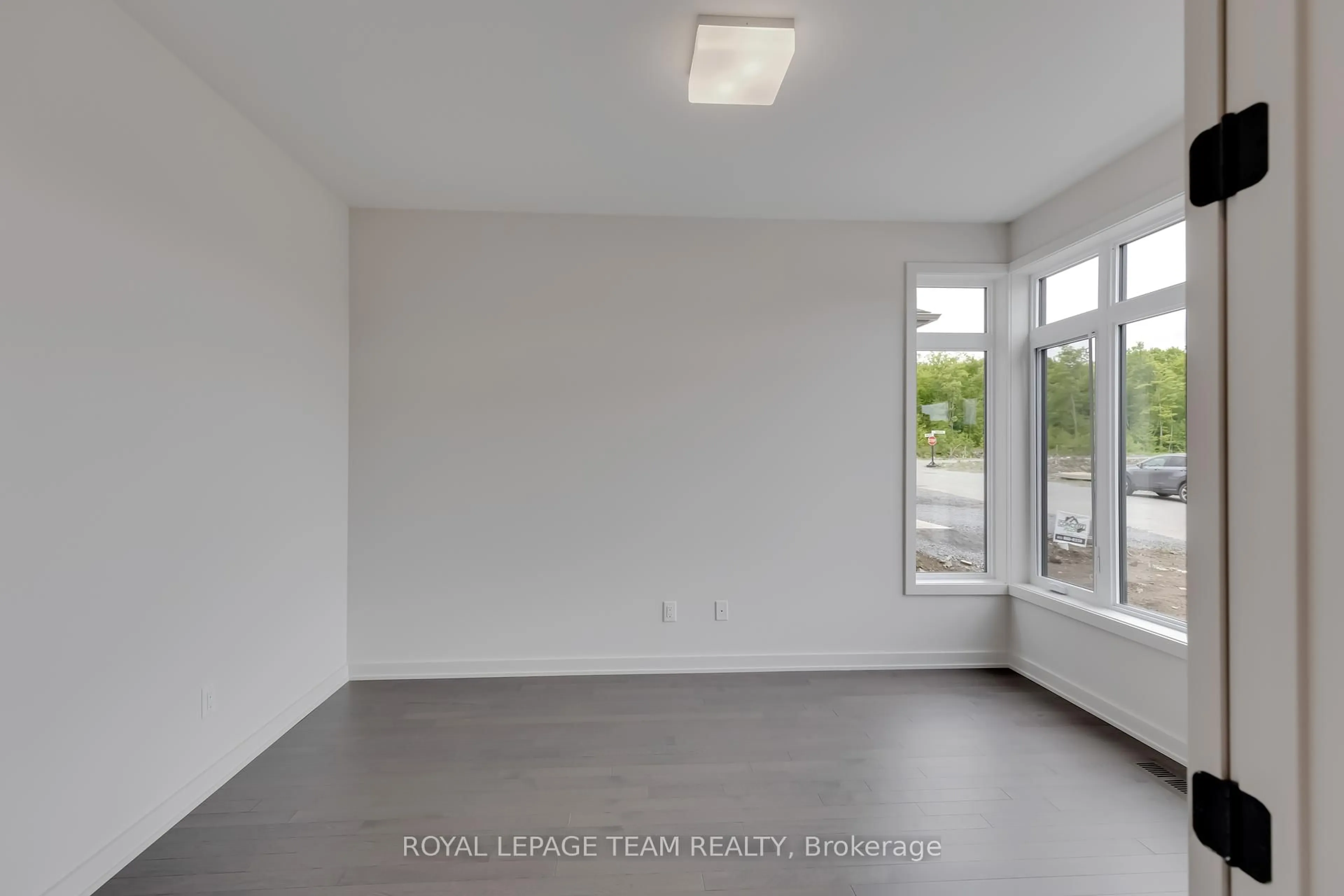 A pic of a room for 405 Point Grey Terr, Kanata Ontario K2K 0M5