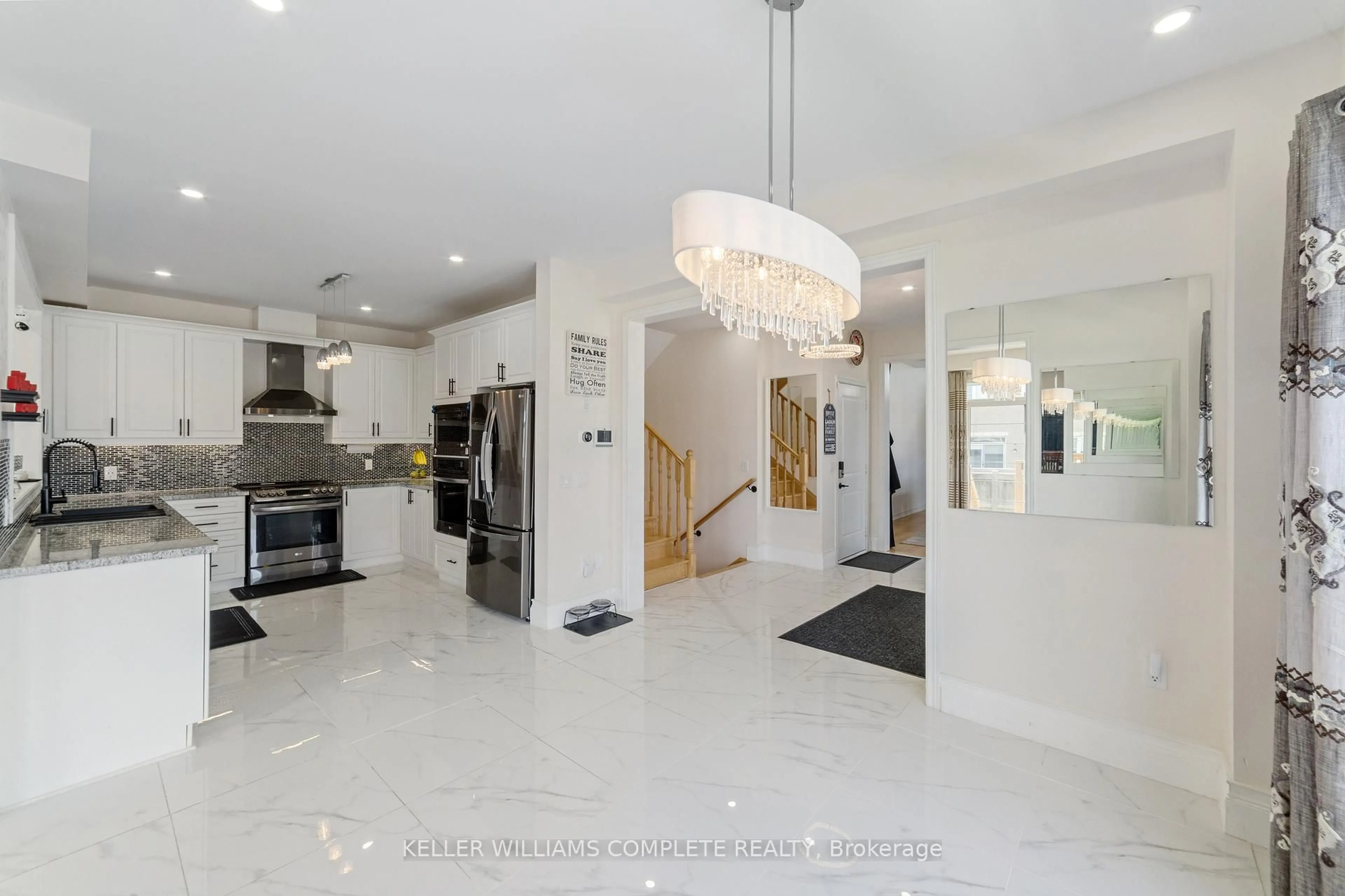 Unknown for 110 Robertson Rd, Hamilton Ontario L9K 0J7