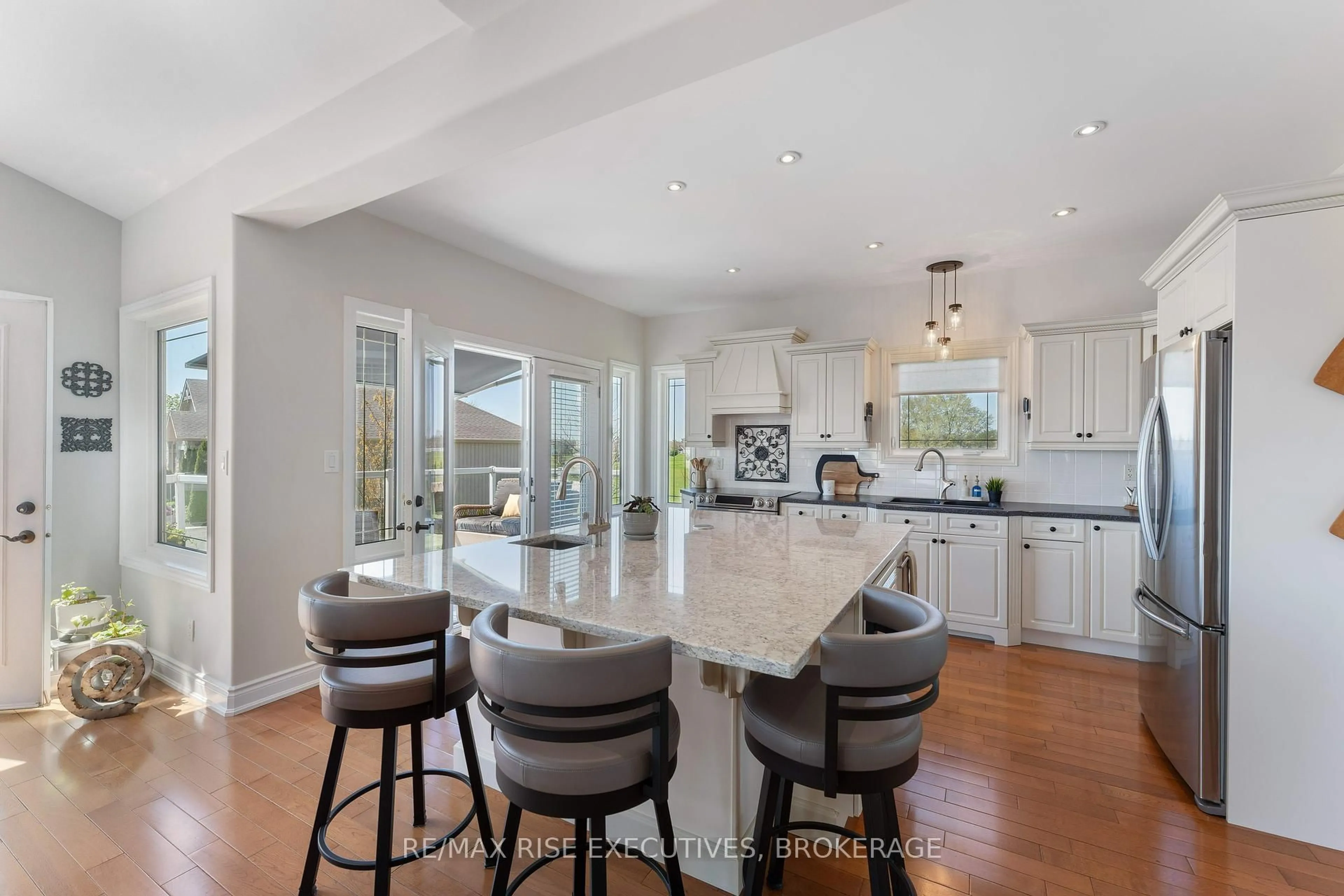 Open concept kitchen, ceramic/tile floor for 97 Binnacle View Dr, Front of Leeds & Seeleys Bay Ontario K7G 2V5