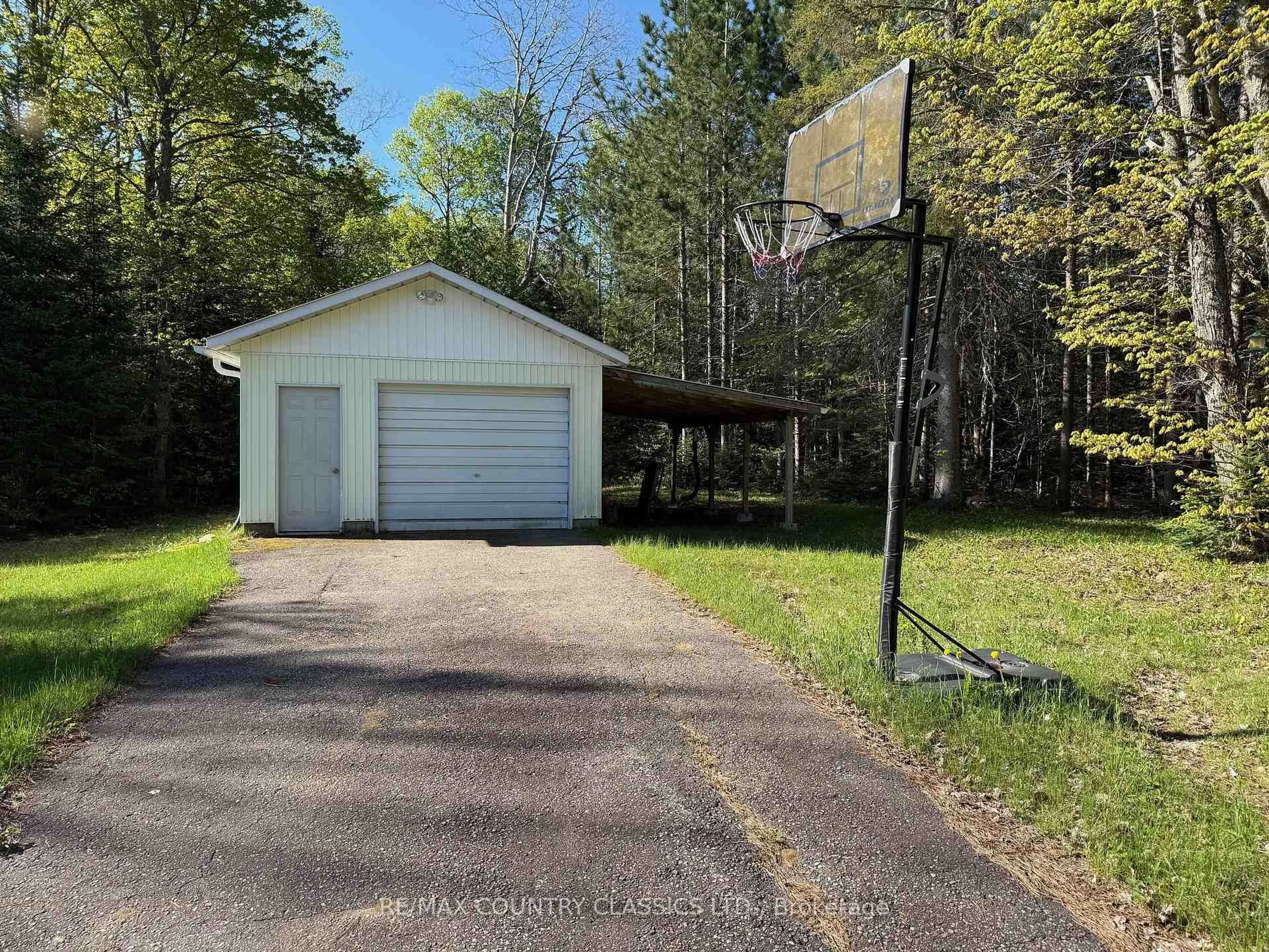 Shed for 7300 Highway #127 Highway, South Algonquin Ontario K0J 2M0