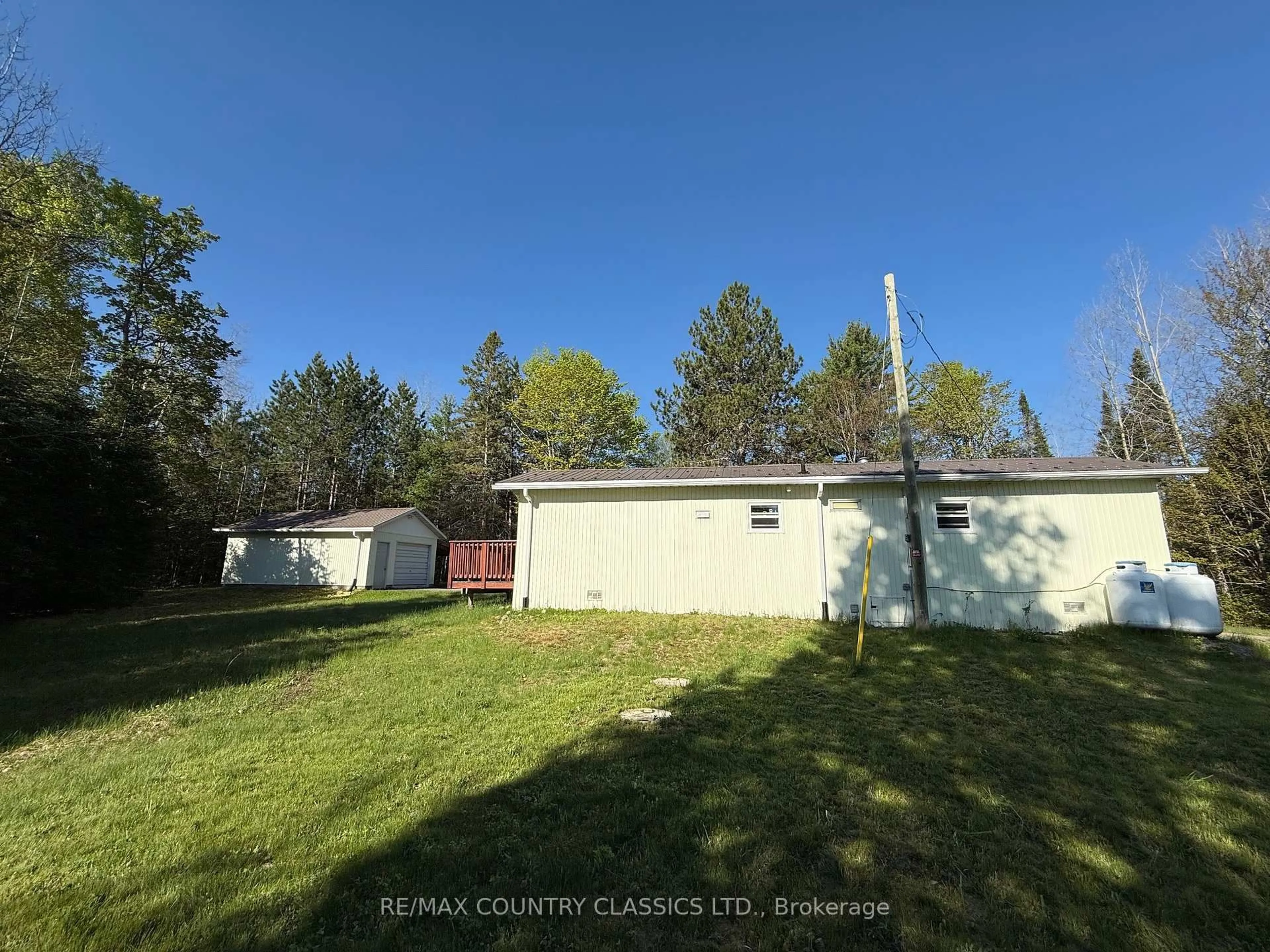 A pic from outside/outdoor area/front of a property/back of a property/a pic from drone, unknown for 7300 Highway #127 Highway, South Algonquin Ontario K0J 2M0