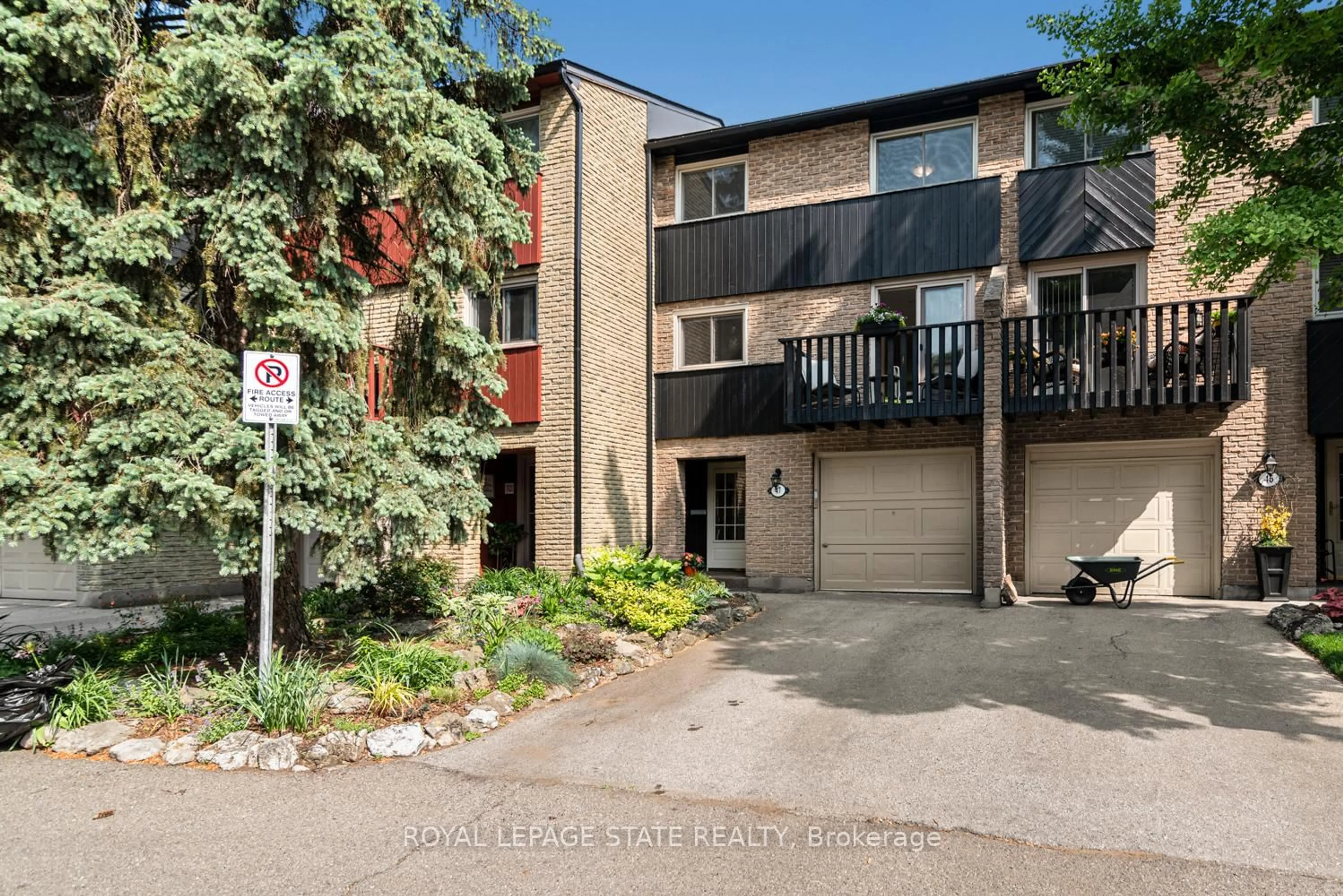 Unknown for 1967 Main St #47, Hamilton Ontario L8S 4P4