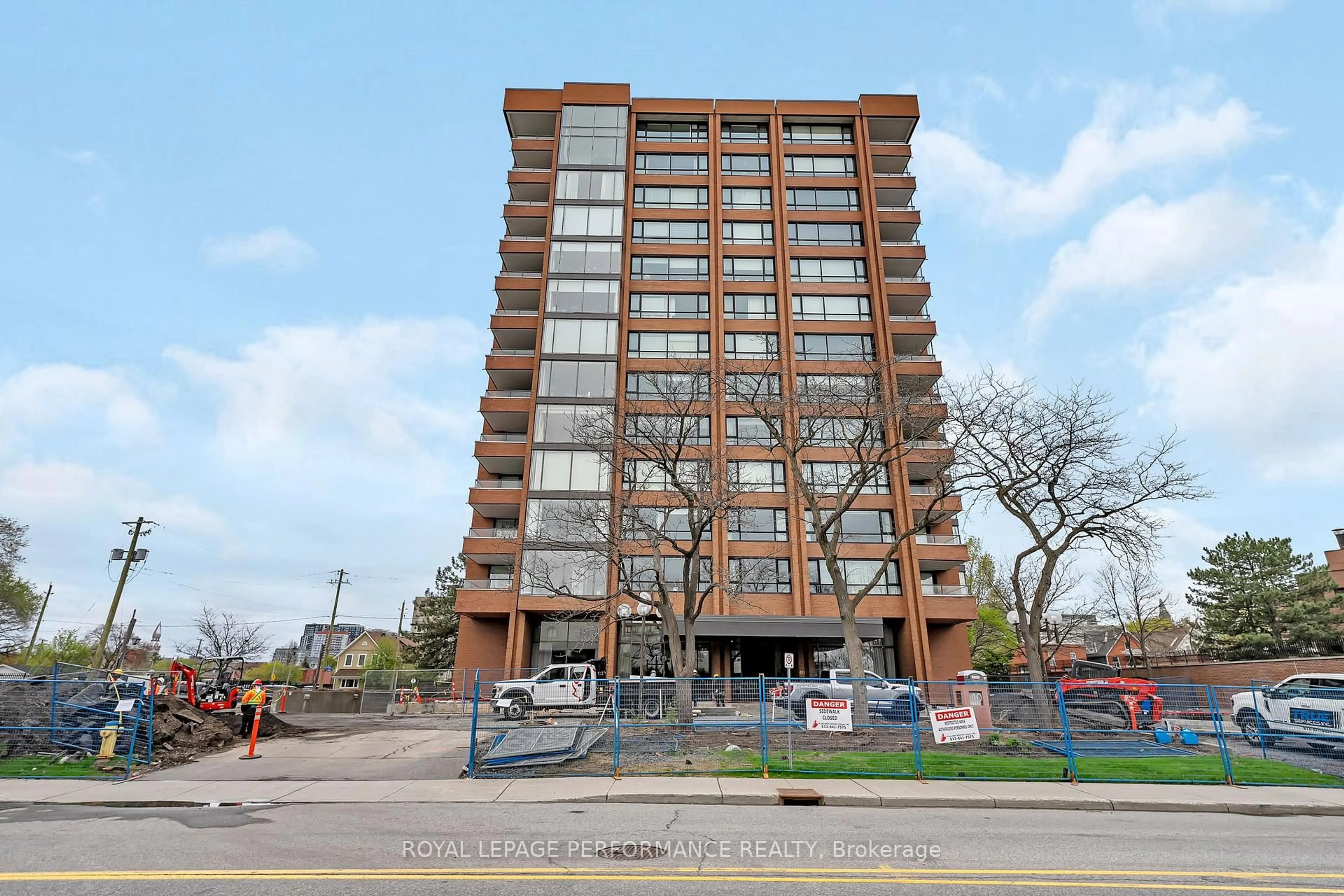 Unknown for 40 Boteler St #1204, Ottawa Ontario K1N 9C8