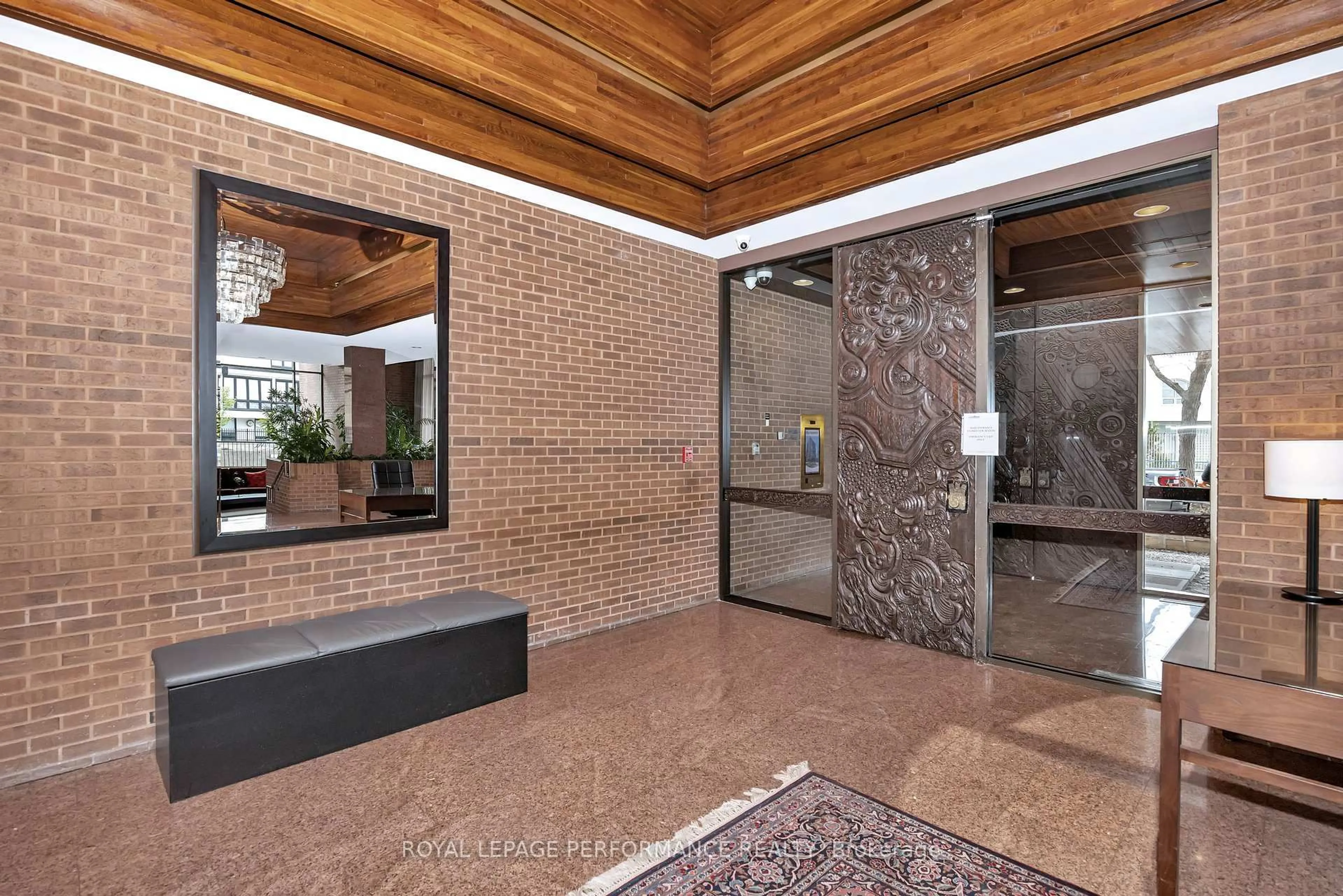 Unknown for 40 Boteler St #1204, Ottawa Ontario K1N 9C8