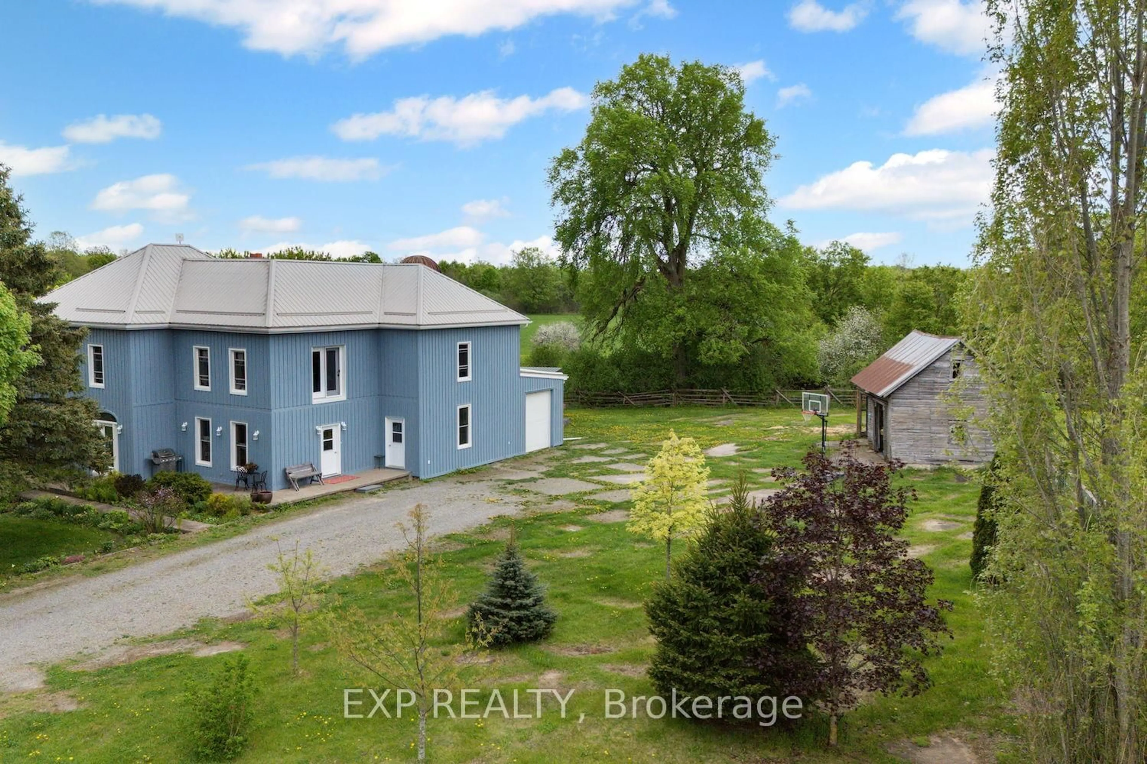 A pic from outside/outdoor area/front of a property/back of a property/a pic from drone, building for 111 Line 3, Elizabethtown-Kitley Ontario K0E 1Y0
