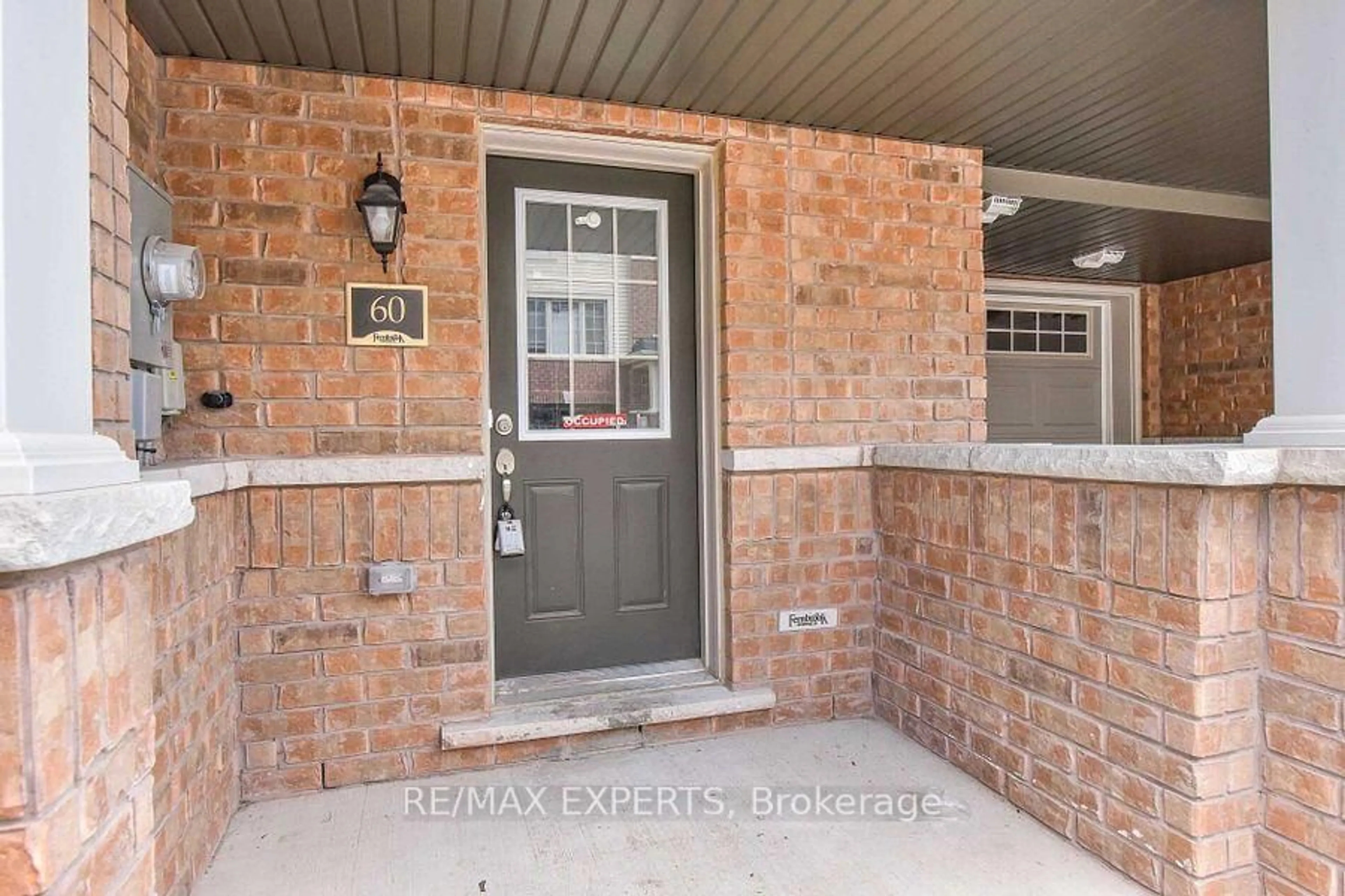 Indoor entryway for 755 Linden Dr #60, Cambridge Ontario N3H 0E4