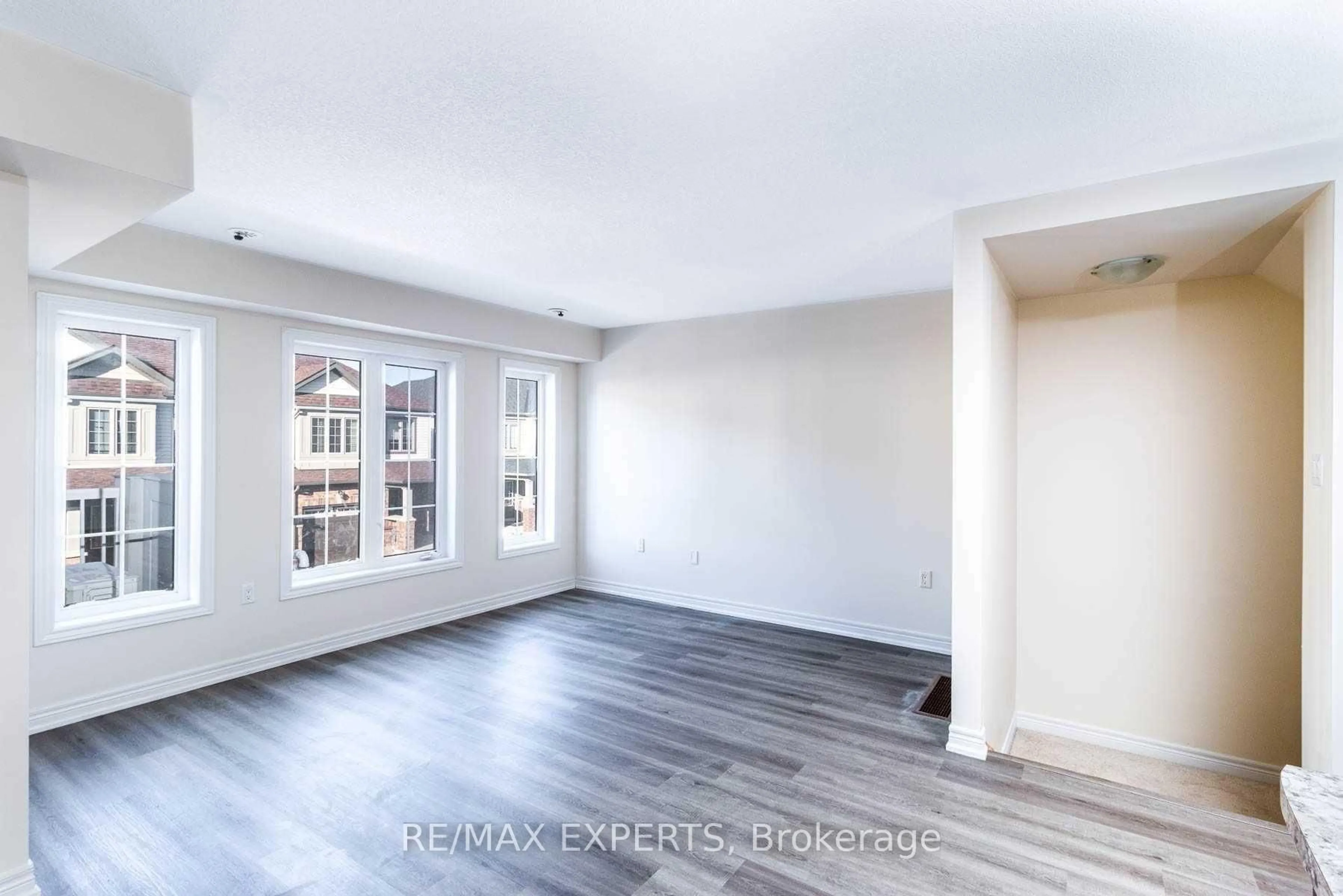 A pic of a room for 755 Linden Dr #60, Cambridge Ontario N3H 0E4