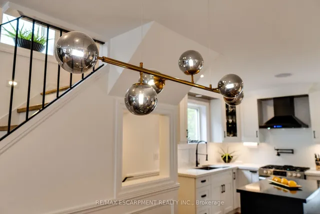 Additional property image - 56 Highcliffe Ave
