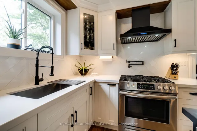 Additional property image - 56 Highcliffe Ave
