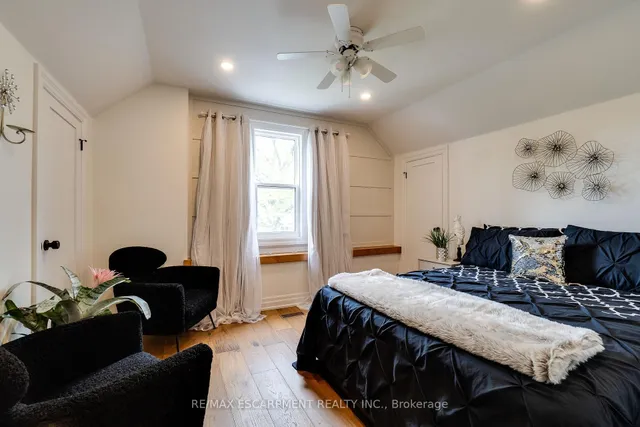 Additional property image - 56 Highcliffe Ave