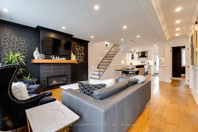 Additional property image - 56 Highcliffe Ave