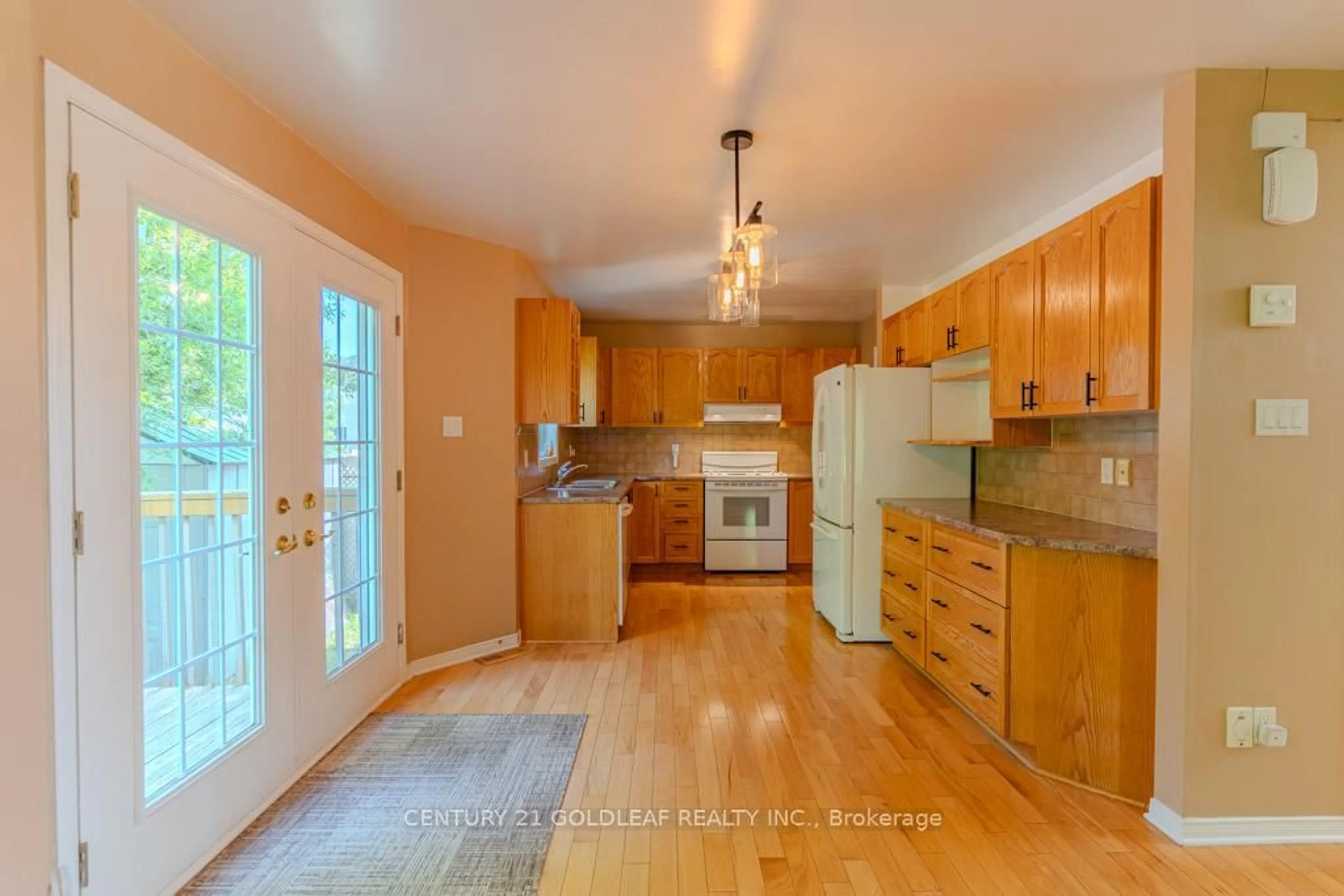 Open concept kitchen, unknown for 681 Aquaview Dr, Orleans Ontario K4A 4W5