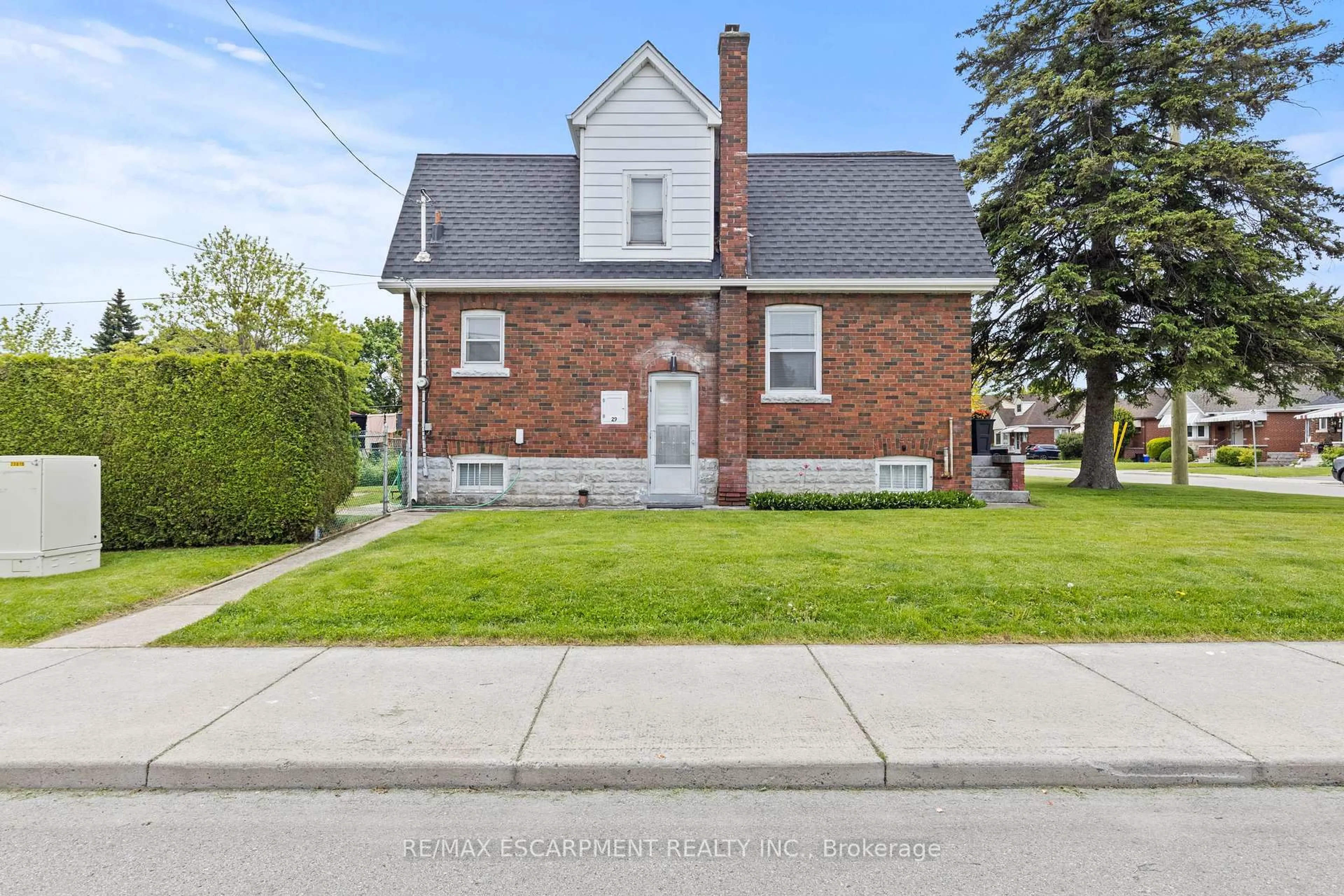 Home with brick exterior material, street for 29 Barons Ave, Hamilton Ontario L8K 2Y1