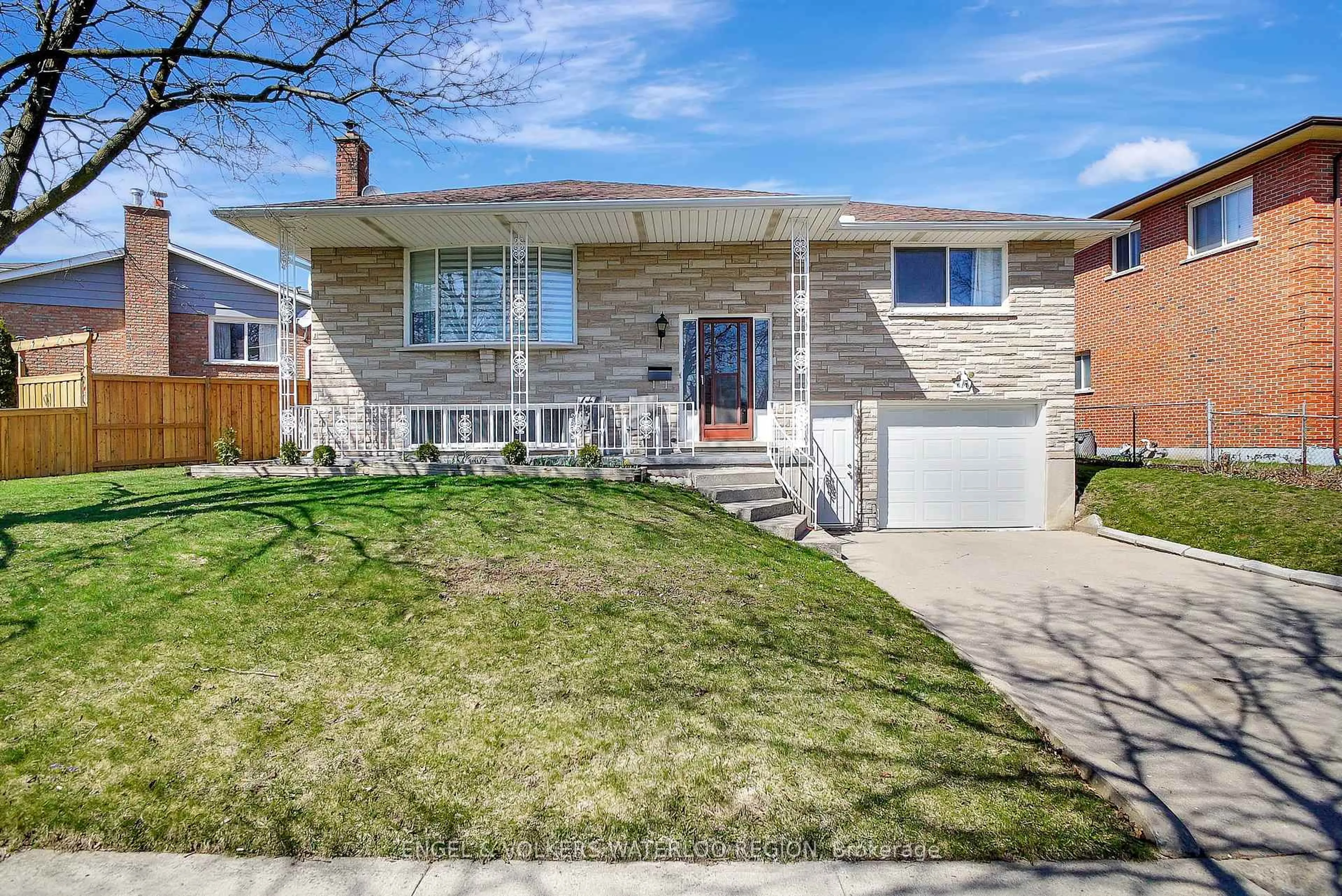 Home with brick exterior material, street for 137 Wimbleton Cres, Kitchener Ontario N2B 3K4
