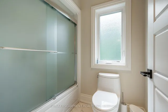 Additional property image - 979 Garden Lane