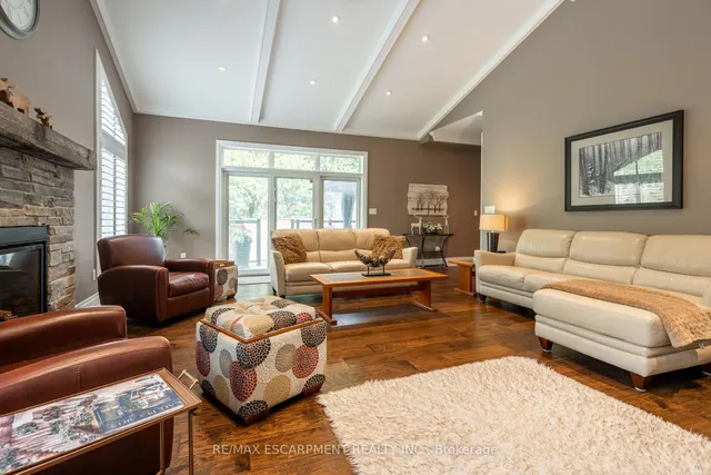 Additional property image - 979 Garden Lane