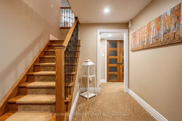 Additional property image - 979 Garden Lane