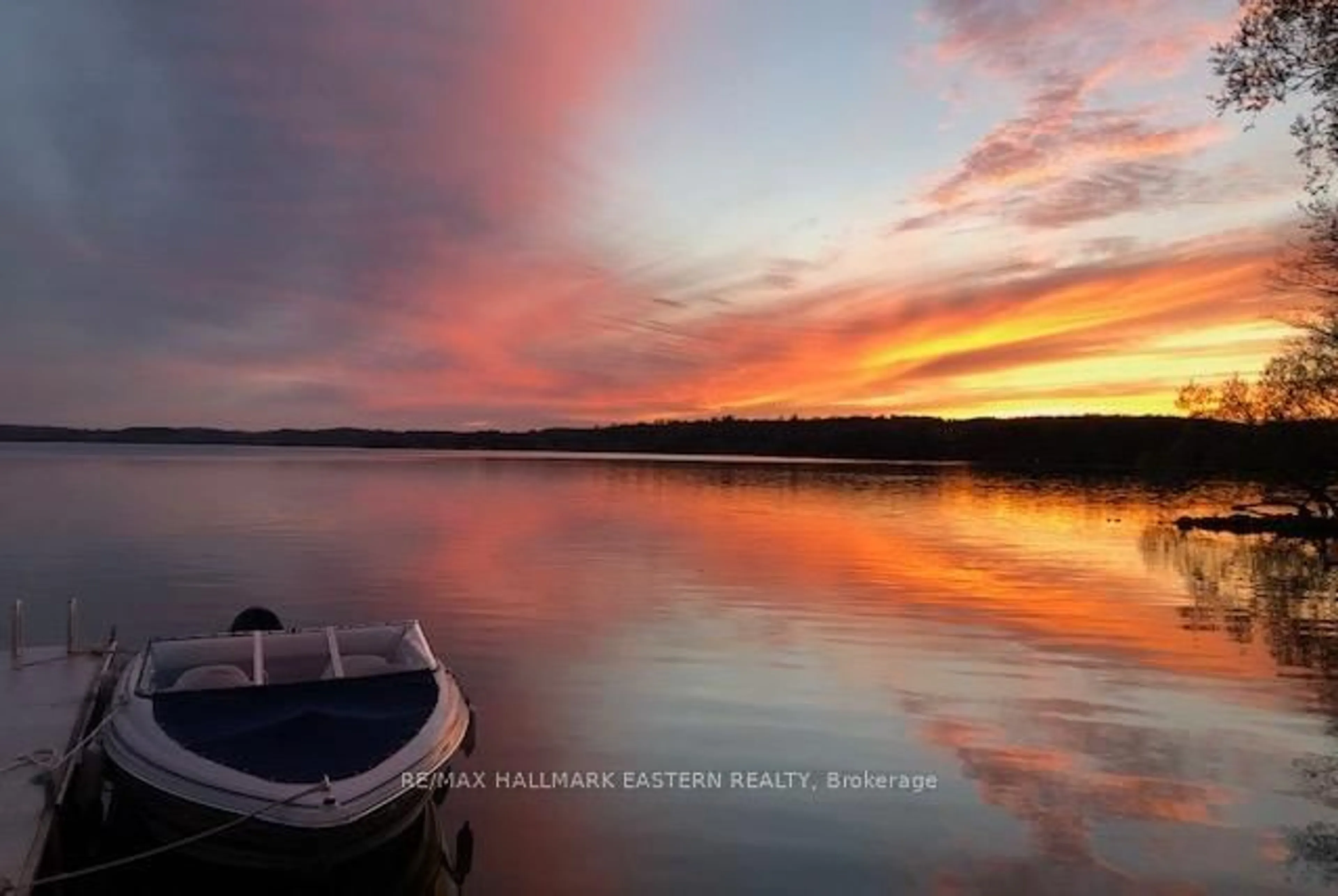 Blurry image for 50 Long Island, Otonabee-South Monaghan Ontario K0L 1B0