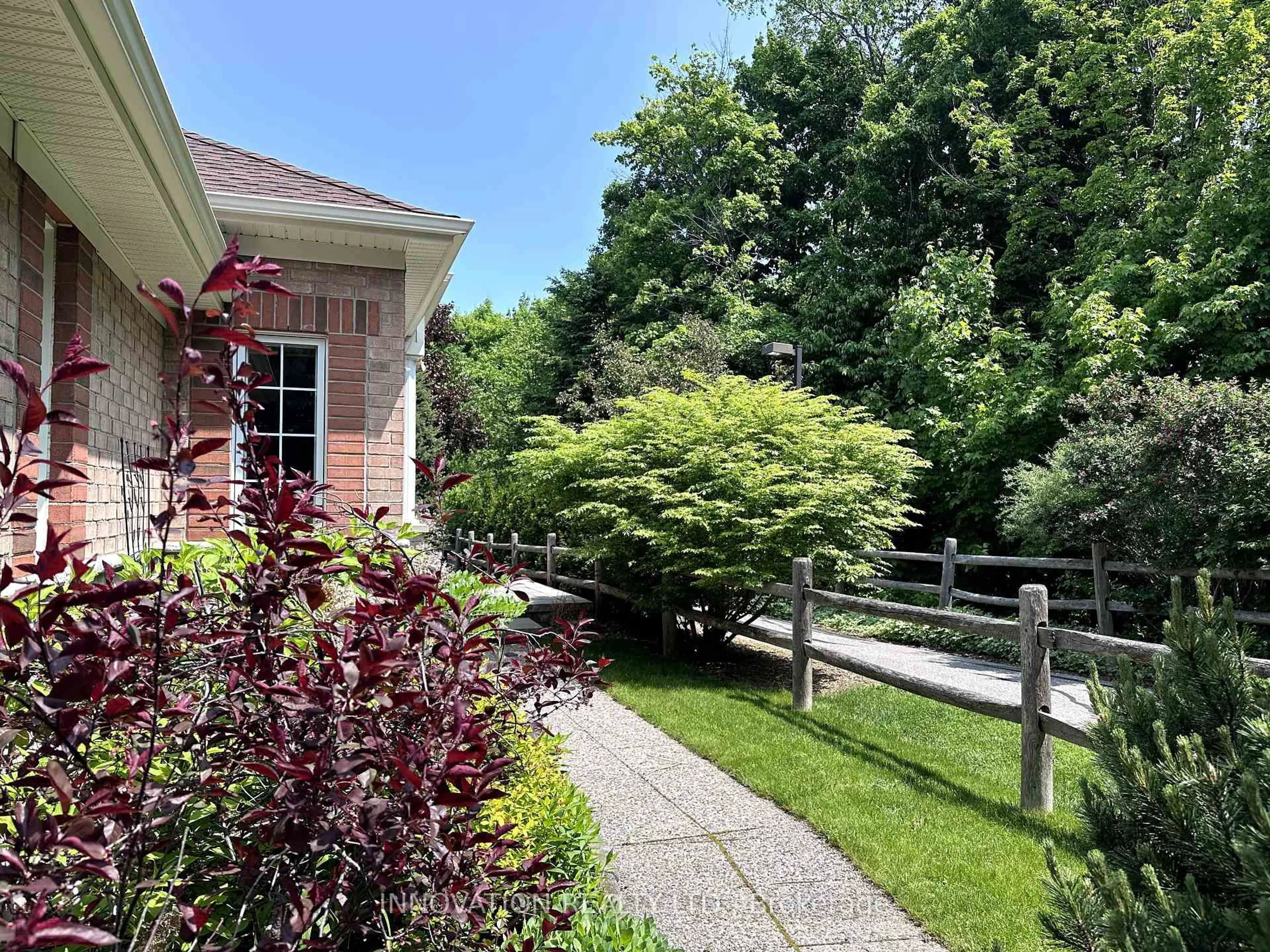 A pic from outside/outdoor area/front of a property/back of a property/a pic from drone, unknown for 56 Goldora, Ottawa Ontario K2T 1K7