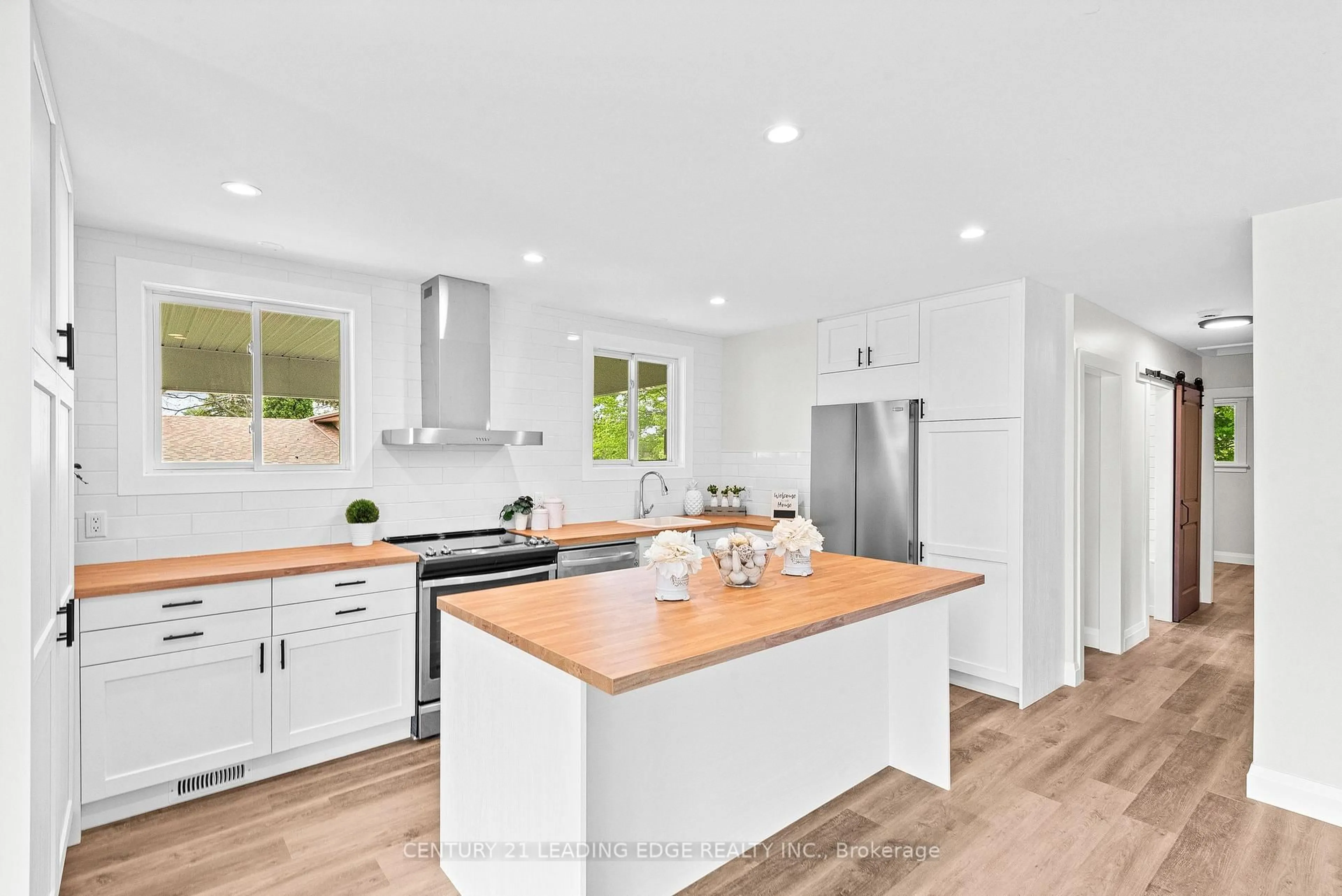 Open concept kitchen, unknown for 675 Hayden Cres, Cobourg Ontario K9A 2V4