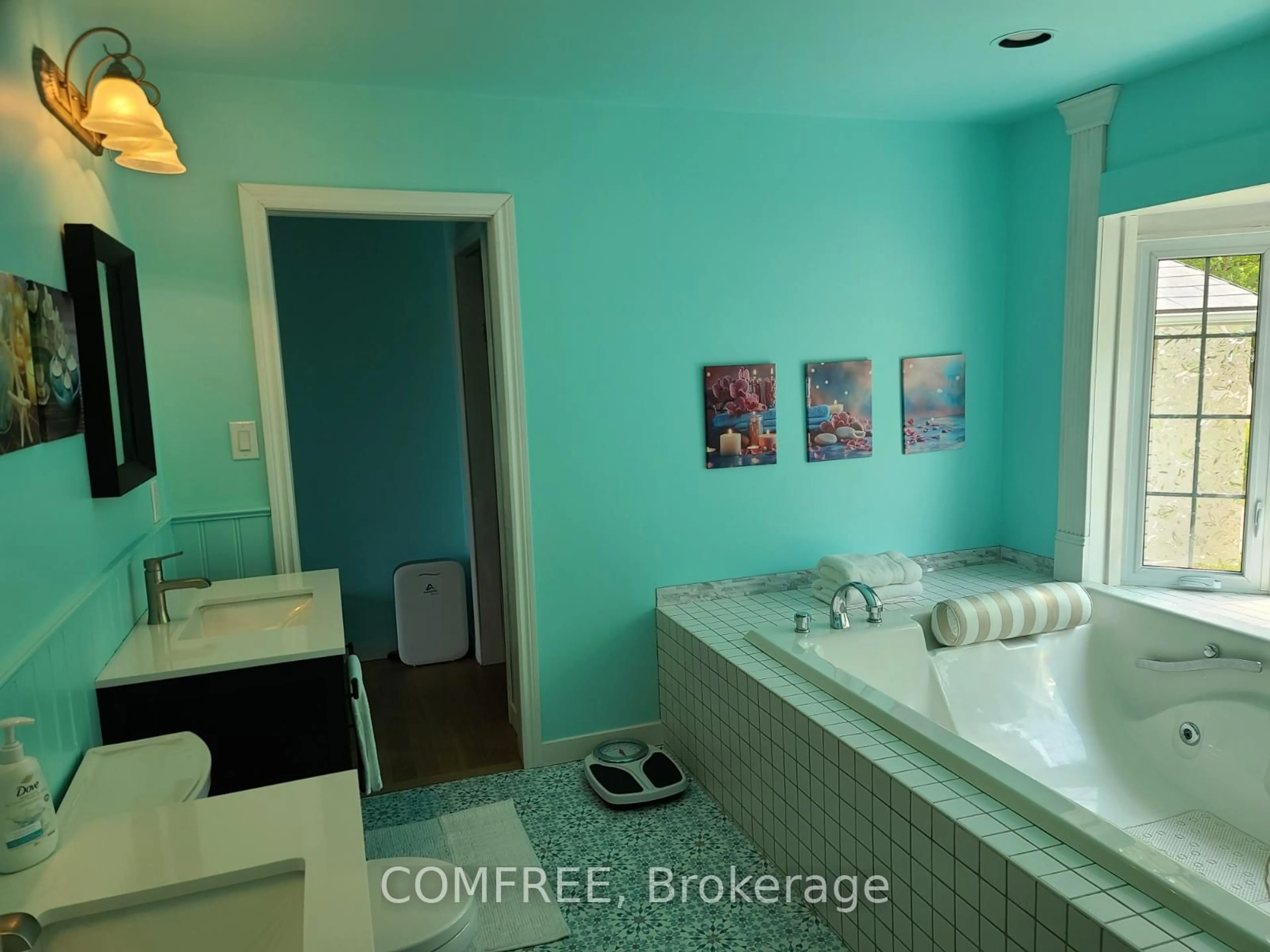 Contemporary bathroom, ceramic/tile floor for 38 Turgeon Lane, East Ferris Ontario P0H 1B0