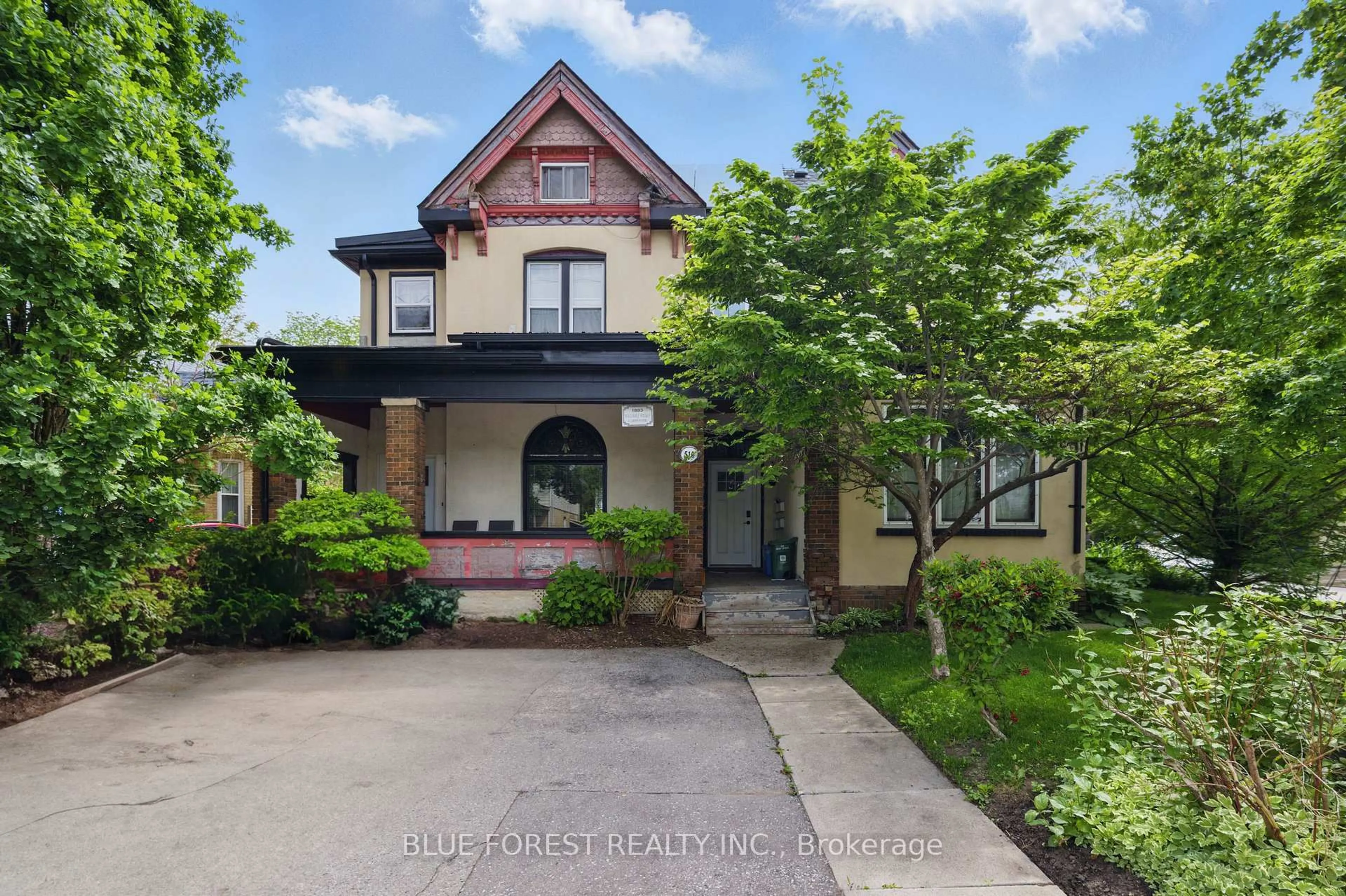 Home with brick exterior material, street for 510 Quebec St, London East Ontario N5W 3Y7