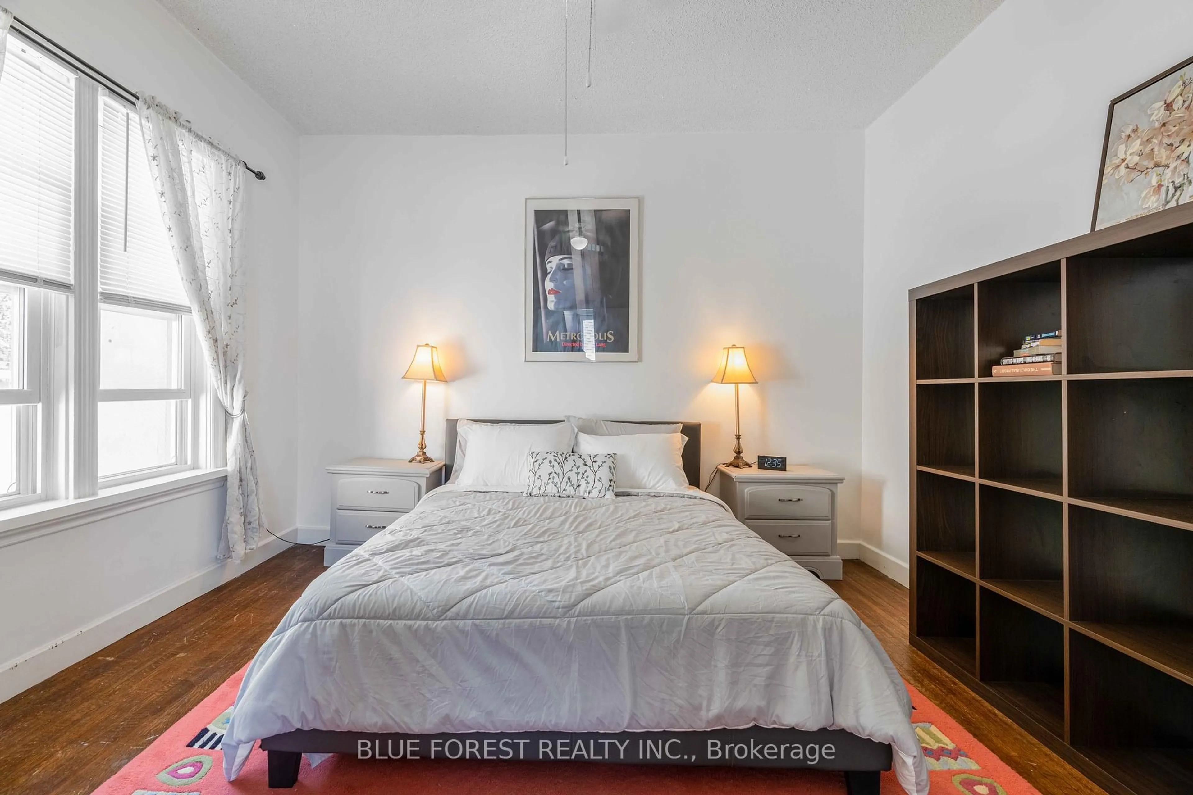 Bedroom with bed, unknown for 510 Quebec St, London East Ontario N5W 3Y7