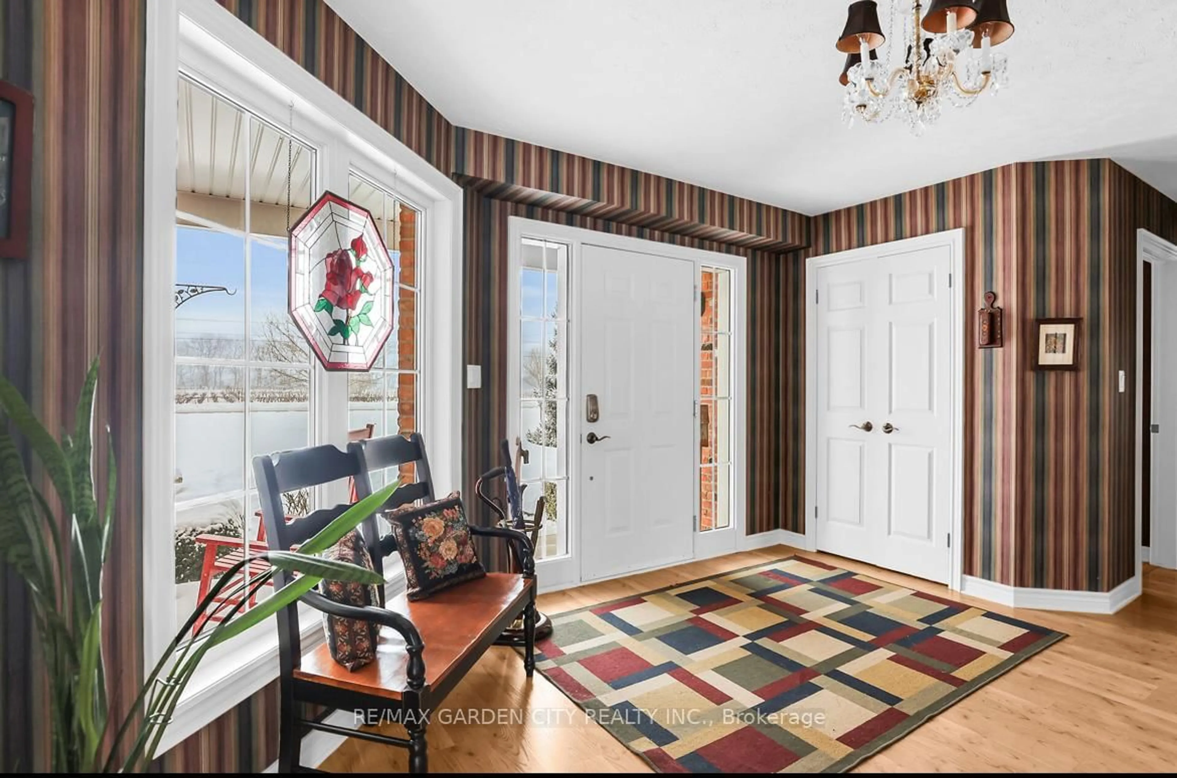 Indoor entryway for 4385 Jordan Rd, Lincoln Ontario L0R 1S0