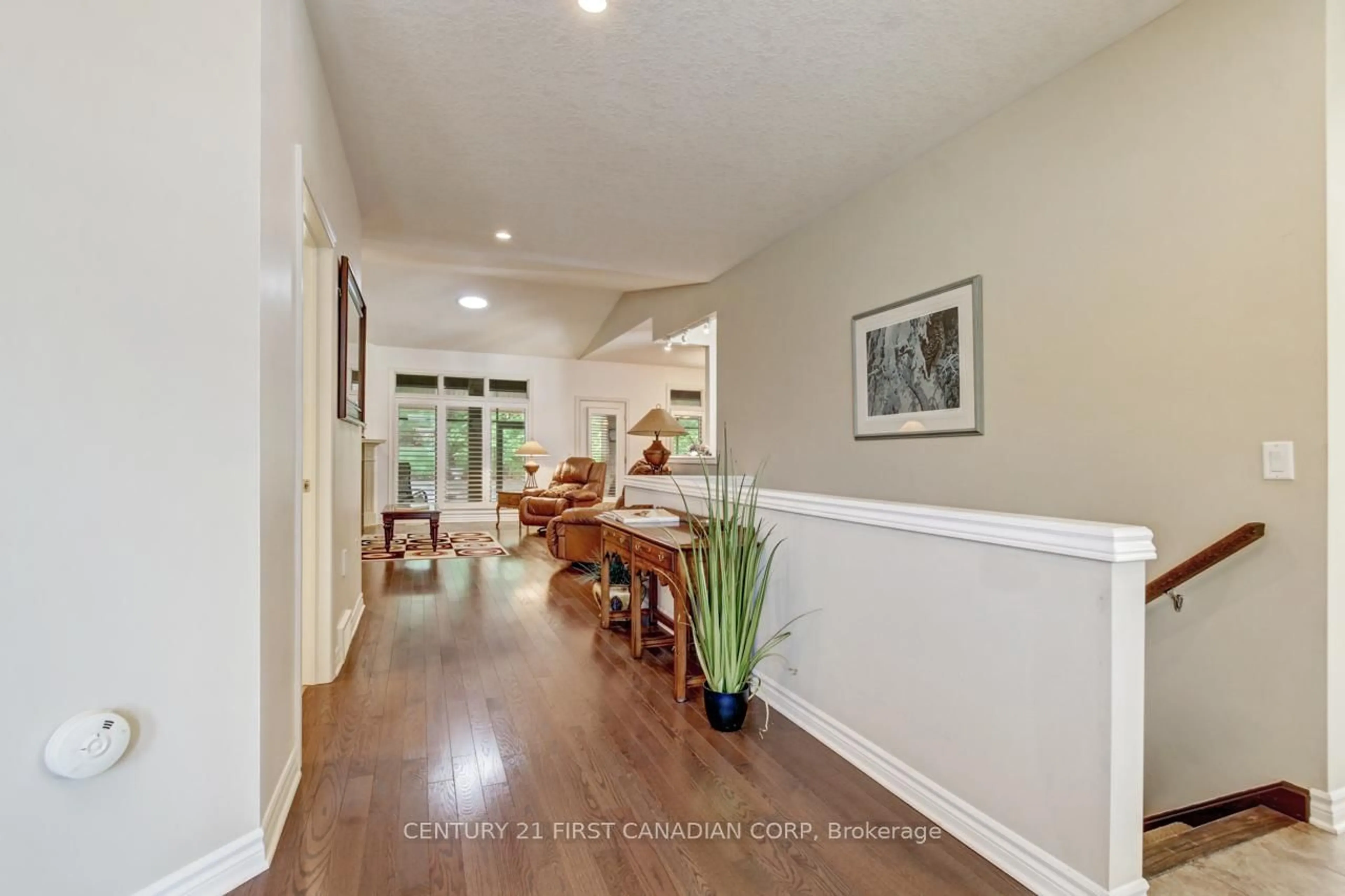 Indoor entryway for 2137 Jack Nash Dr, London South Ontario N6K 5R1