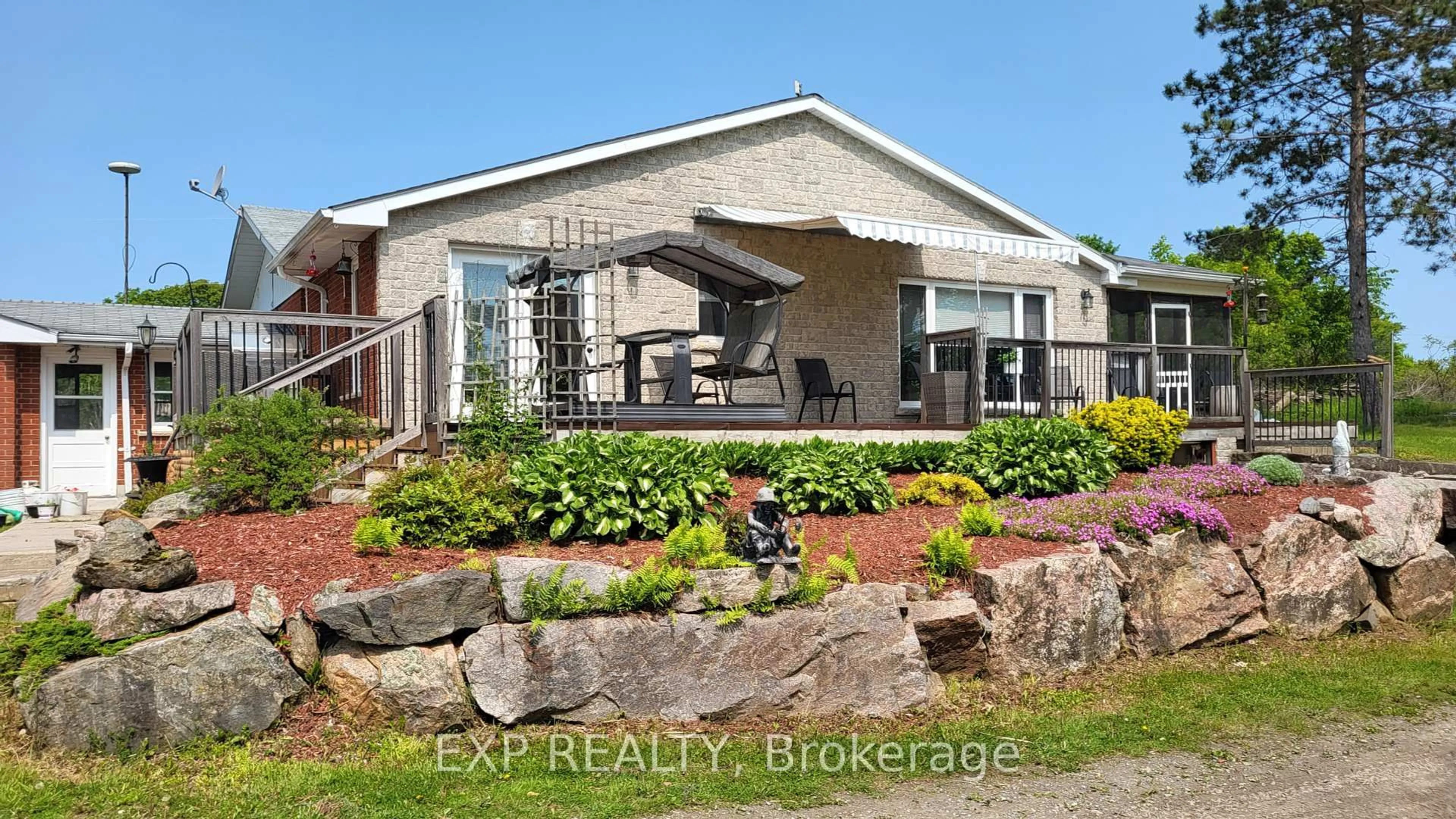Home with brick exterior material, building for 1125 Dalton Lane, Godfrey Ontario K0H 1T0