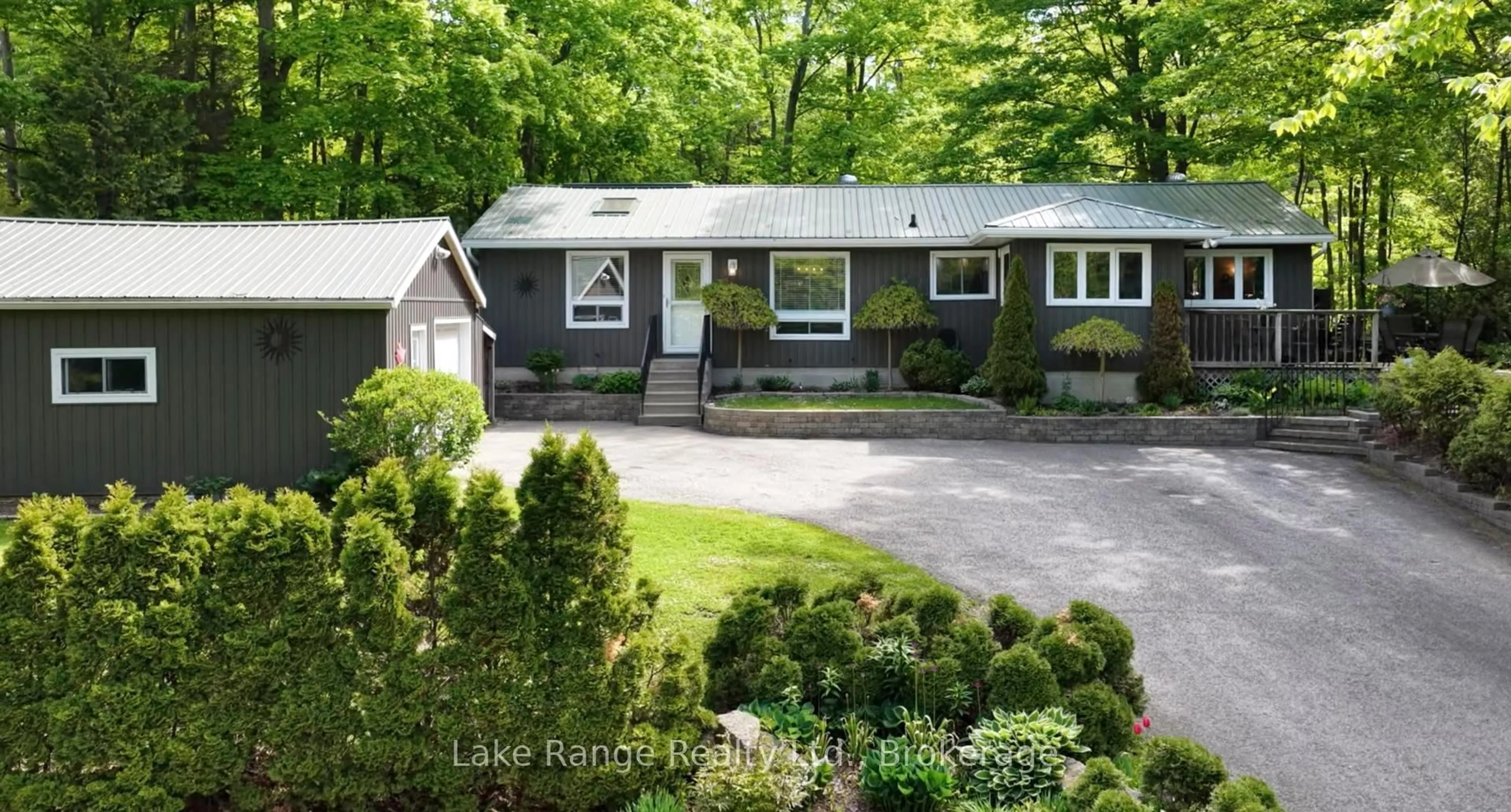 Home with vinyl exterior material, street for 120 Lake Range Dr, Huron-Kinloss Ontario N2Z 2X3