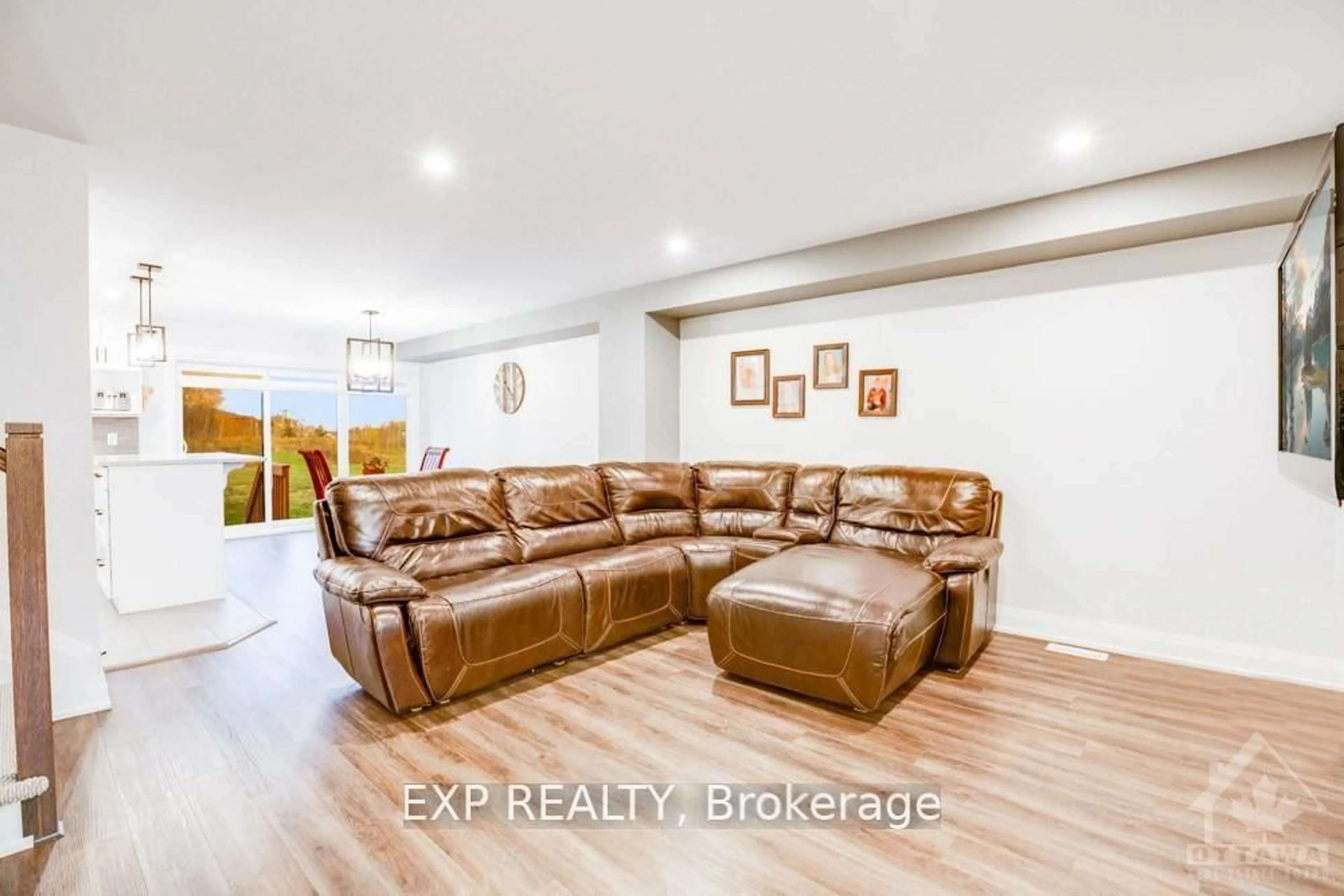 Living room with furniture, unknown for 188 Argile St, Casselman Ontario K0A 1M0