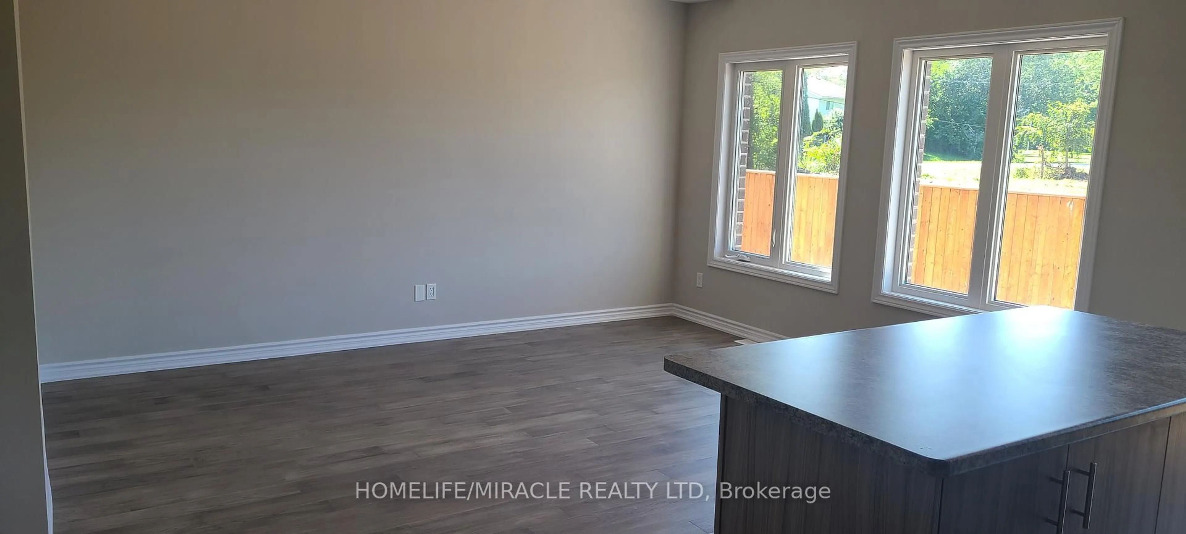A pic of a room for 17 Renfrew Tr, Welland Ontario L3C 0K2