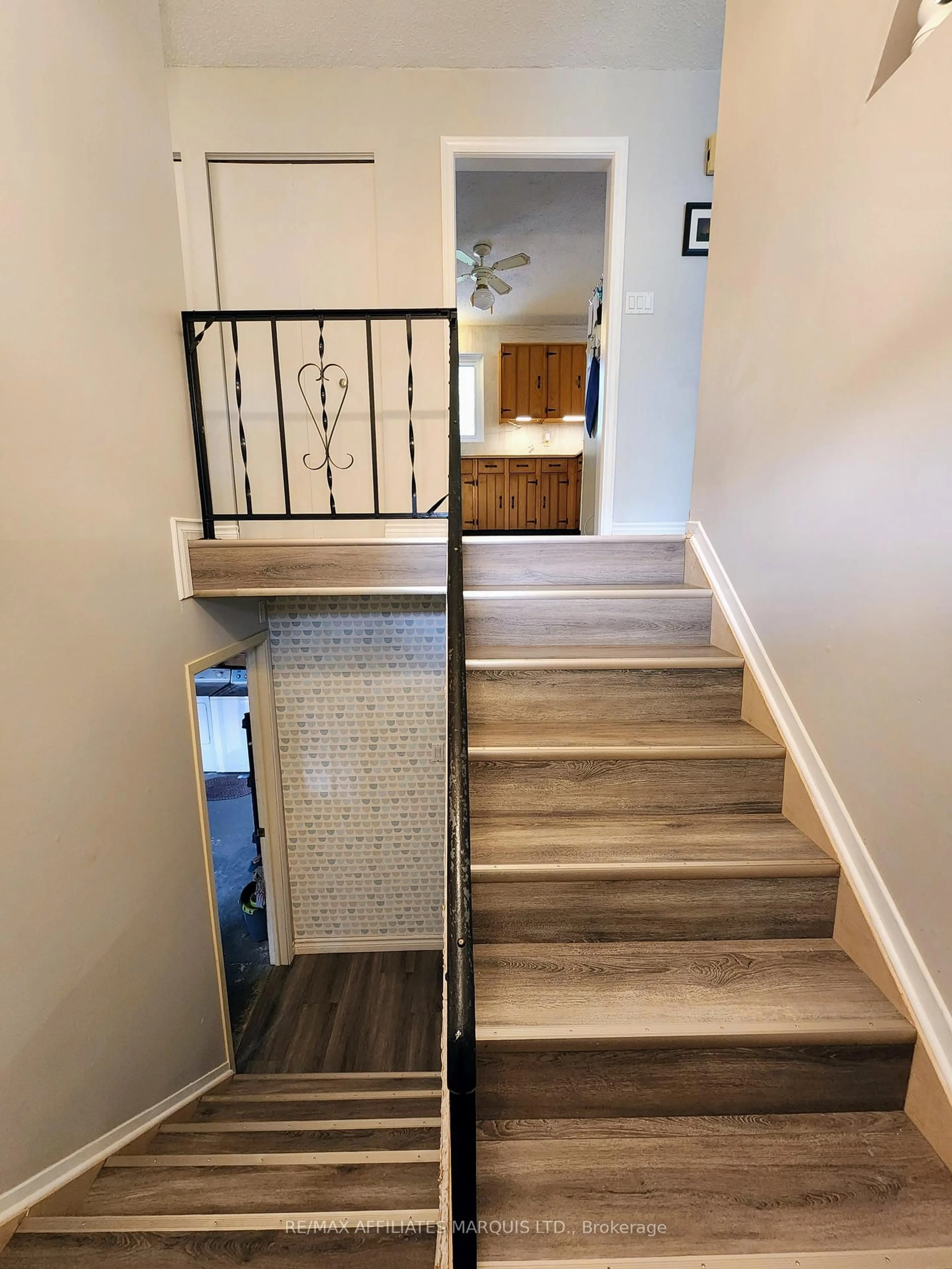 Stairs for 25 Piercy St, South Stormont Ontario K0C 1M0
