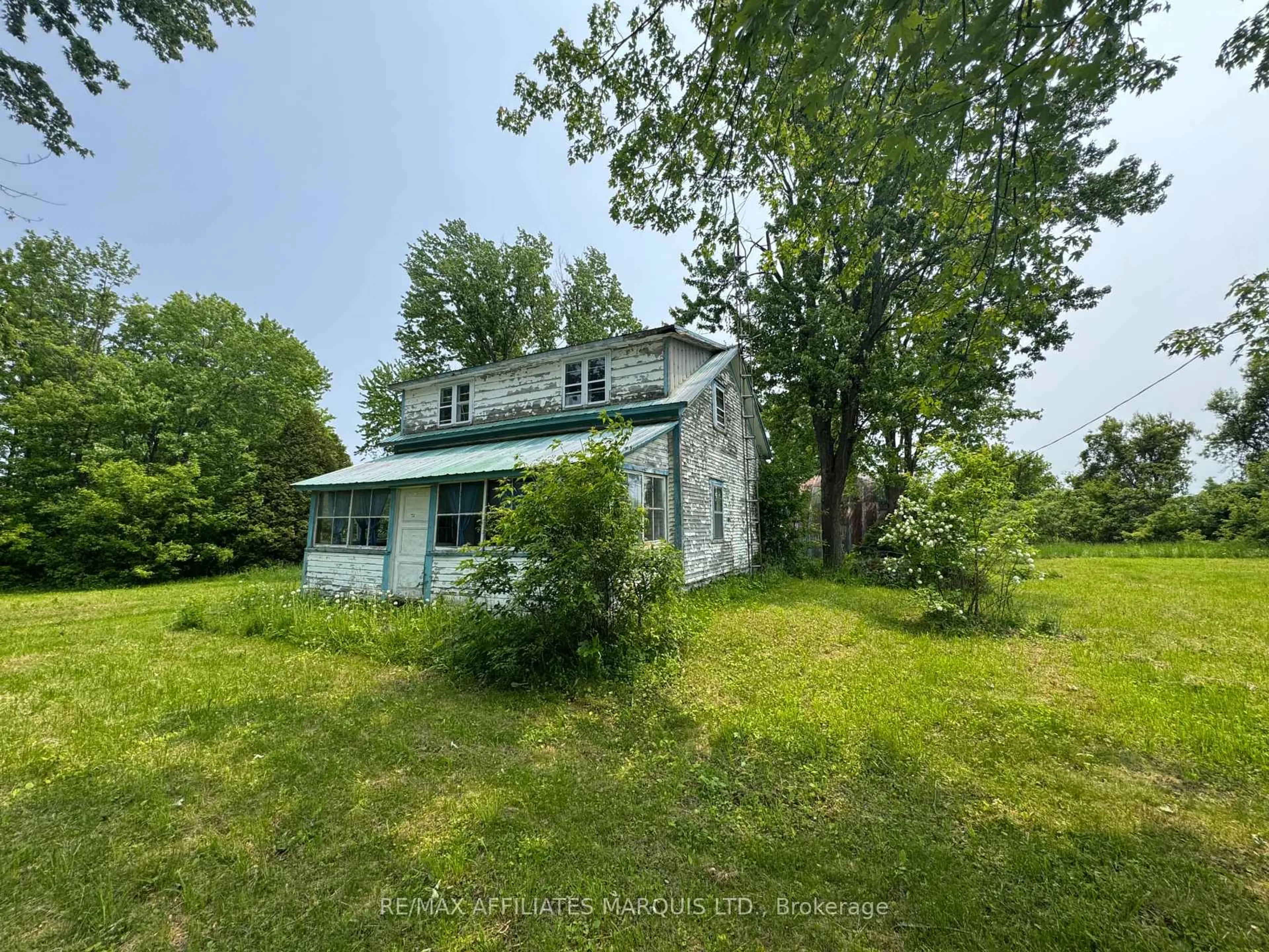 Unknown for 19446 Gore Rd, South Glengarry Ontario K0C 2E0