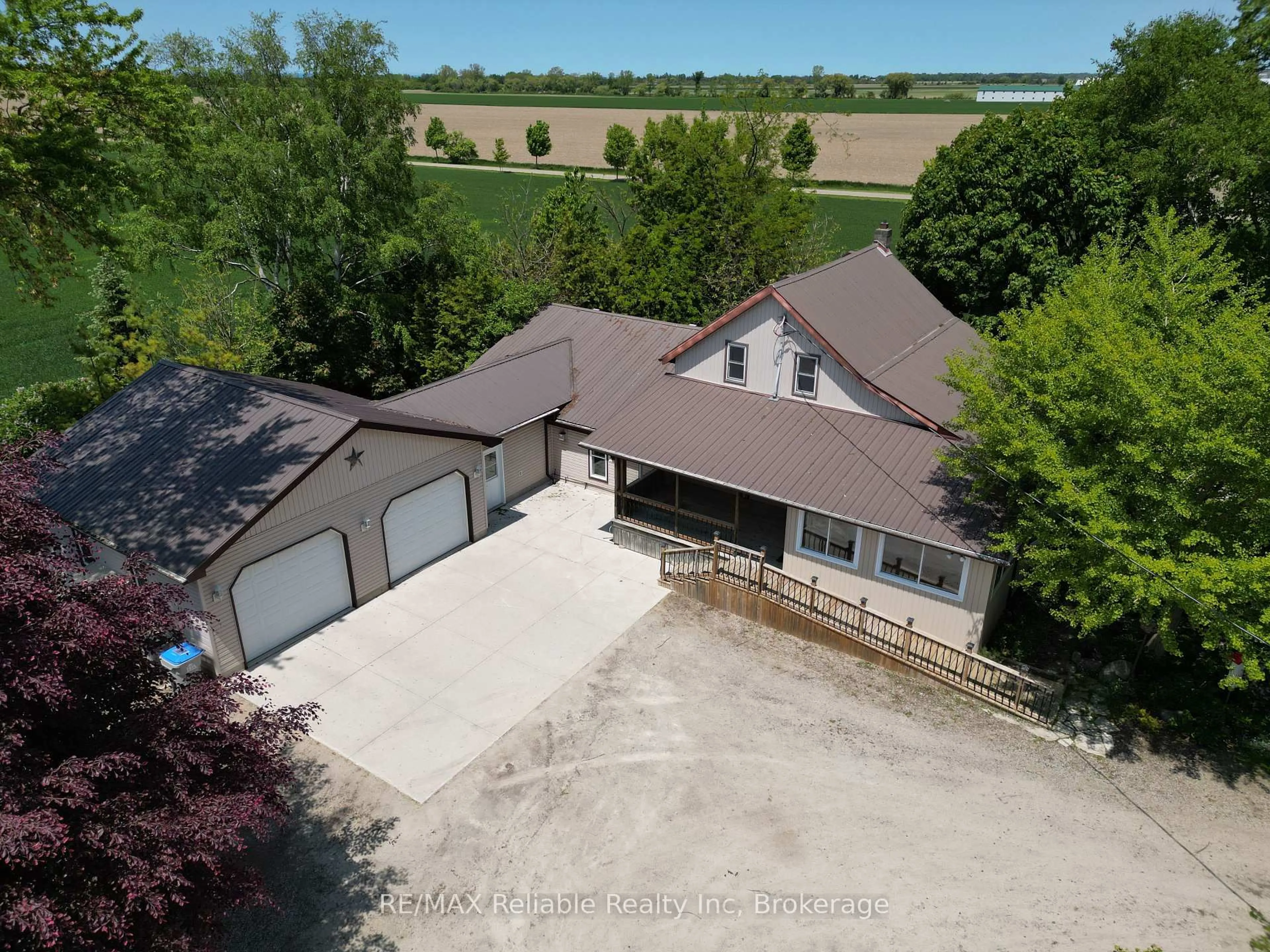 A pic from outside/outdoor area/front of a property/back of a property/a pic from drone, unknown for 73691 Bluewater Highway, Bluewater Ontario N0M 2T0