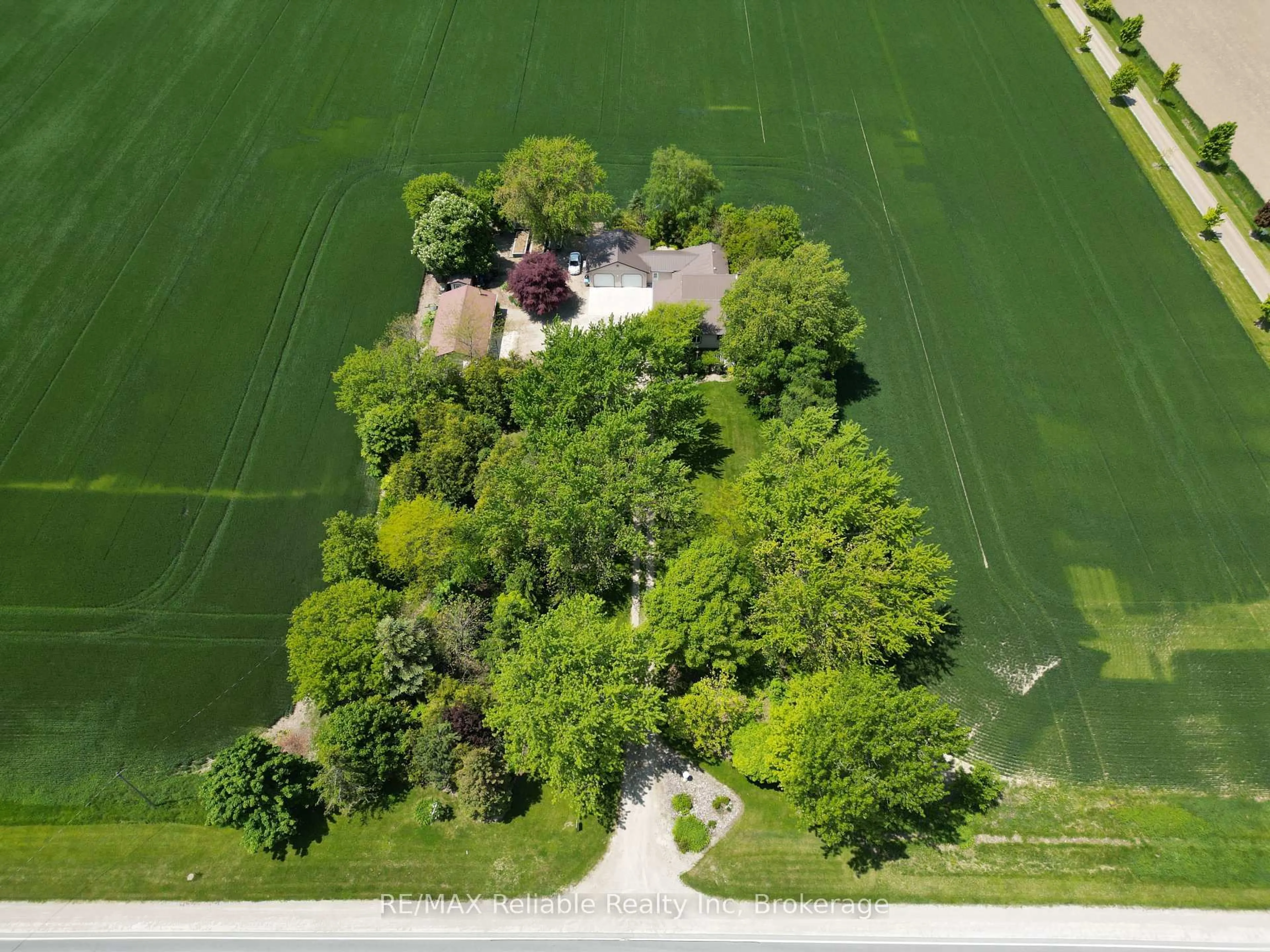 A pic from outside/outdoor area/front of a property/back of a property/a pic from drone, street for 73691 Bluewater Highway, Bluewater Ontario N0M 2T0