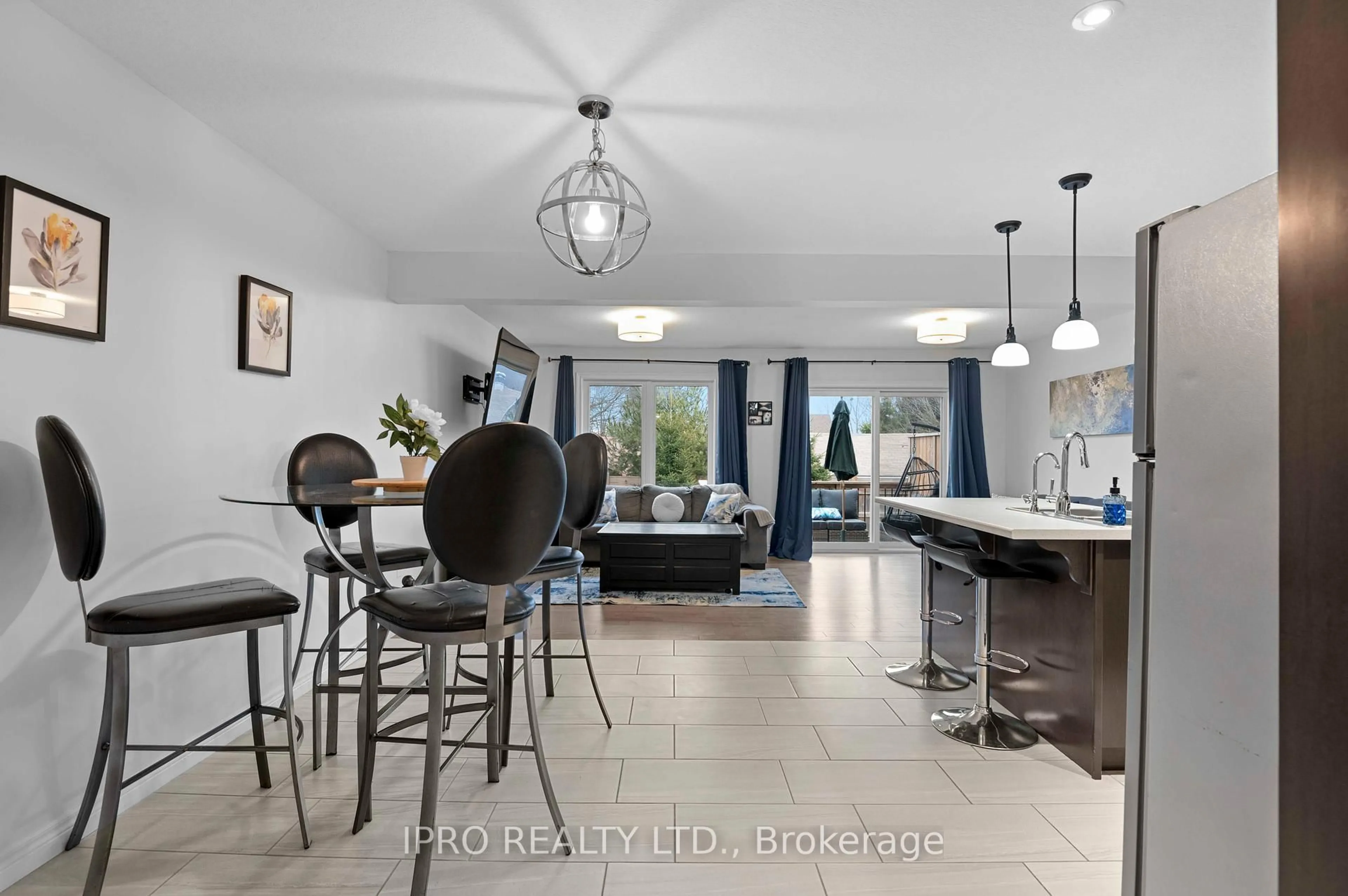 Open concept kitchen, ceramic/tile floor for 19 Lawson St #13, East Luther Grand Valley Ontario L9W 7P1