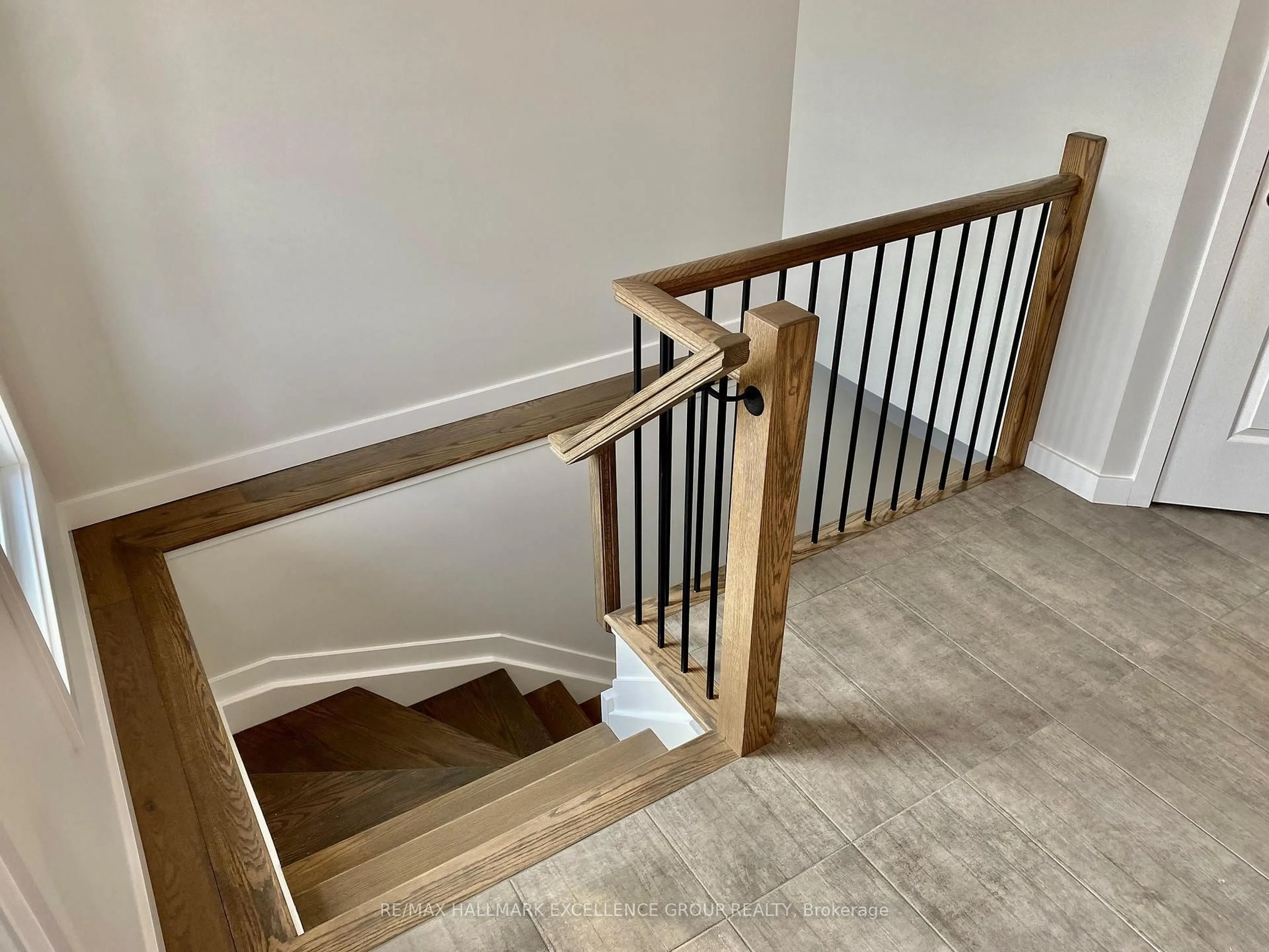 Stairs for 1117 Bronze (Lot 105) Ave, Clarence-Rockland Ontario K4K 0N4