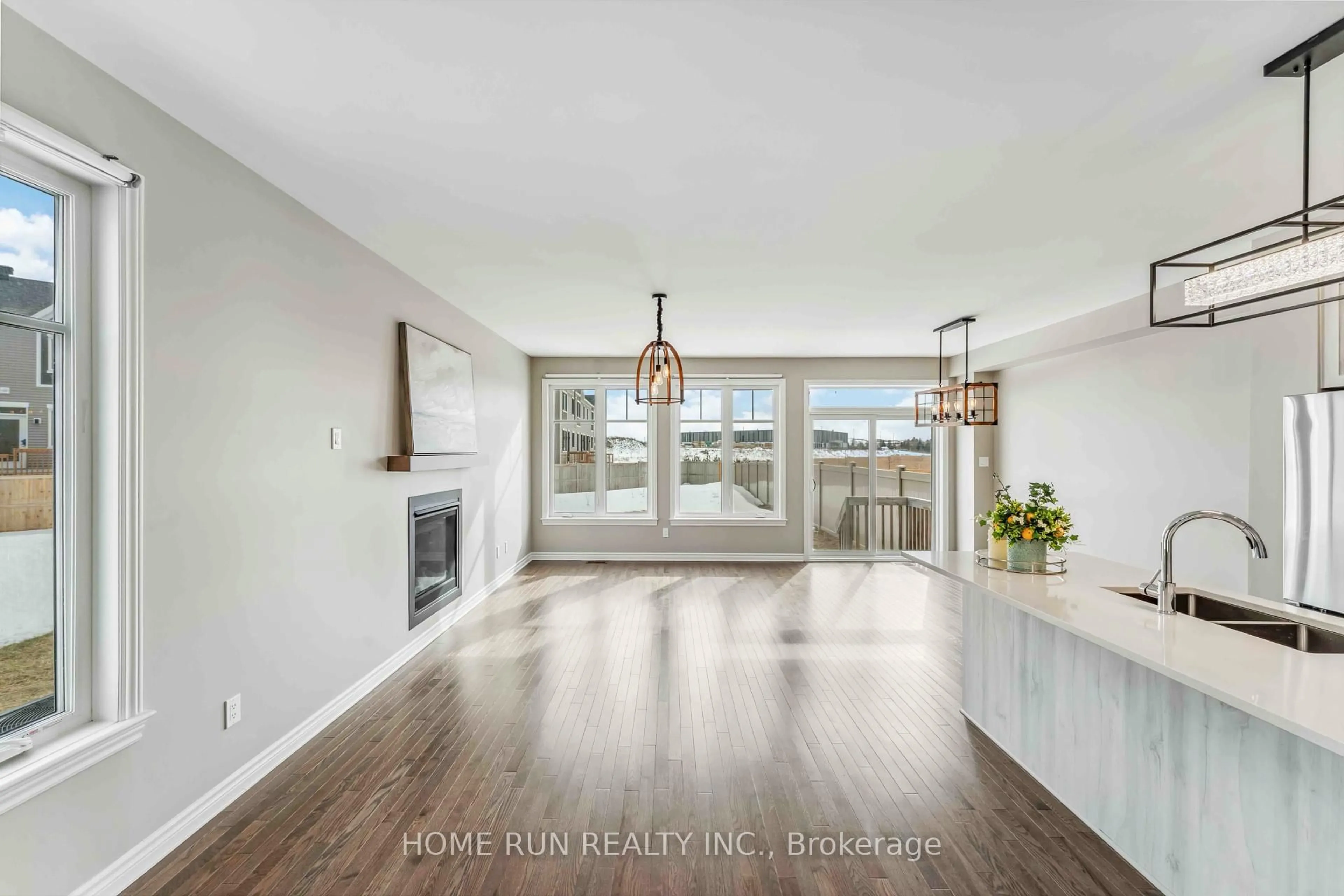 Unknown for 551 Sonmarg Cres, Ottawa Ontario K2J 7A5