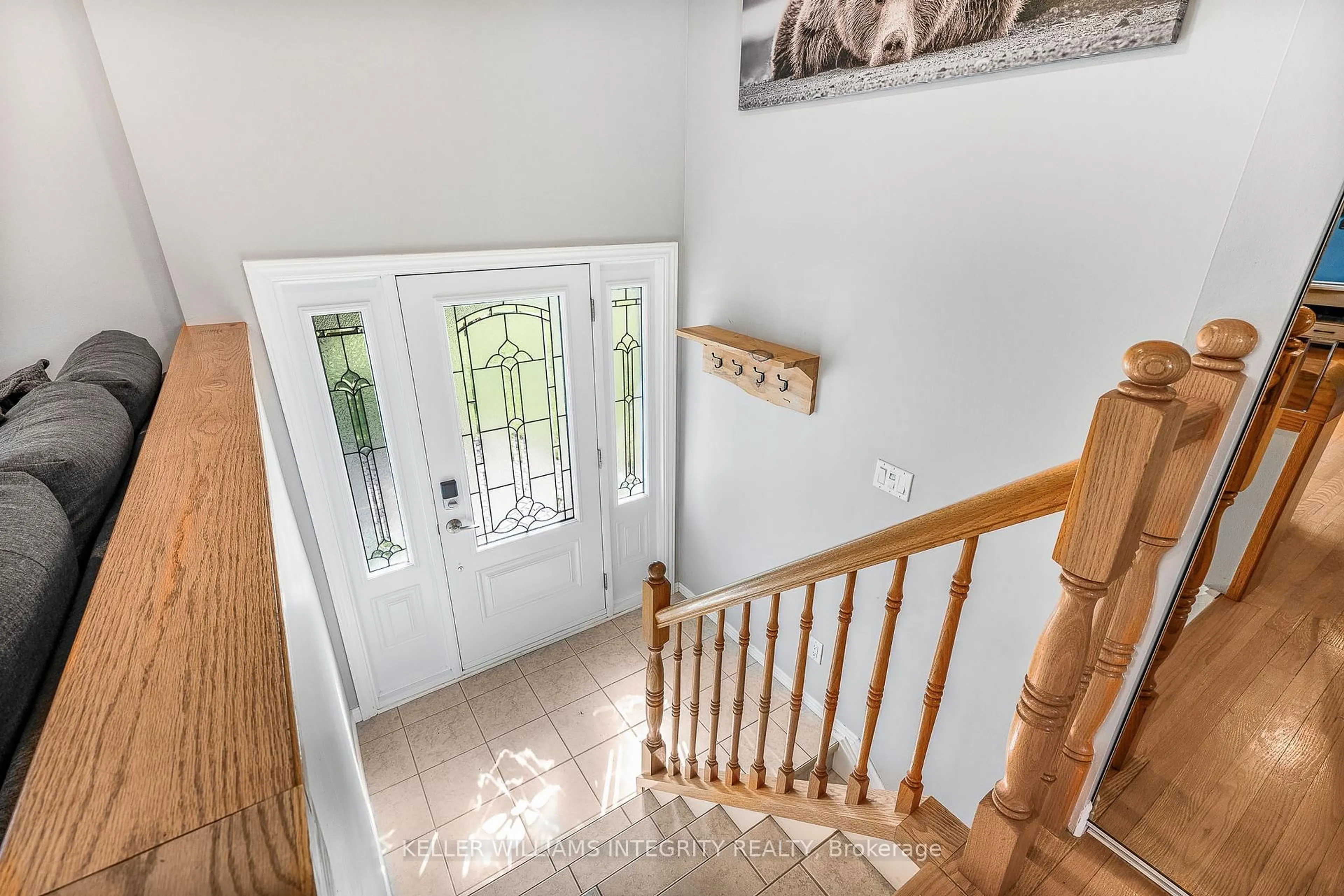 Indoor entryway for 64 Beaver Lane, The Nation Ontario K0A 2M0