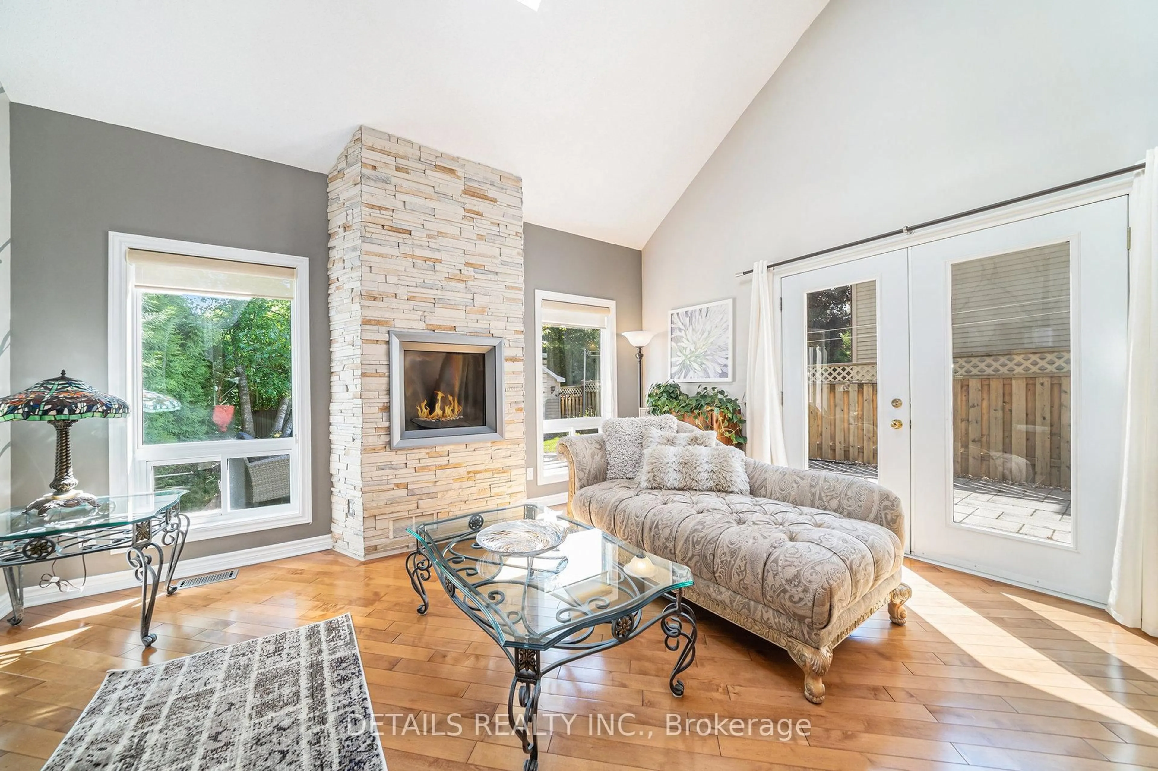 Living room with furniture, unknown for 1803 Windflower Way, Ottawa Ontario K1C 5Z1